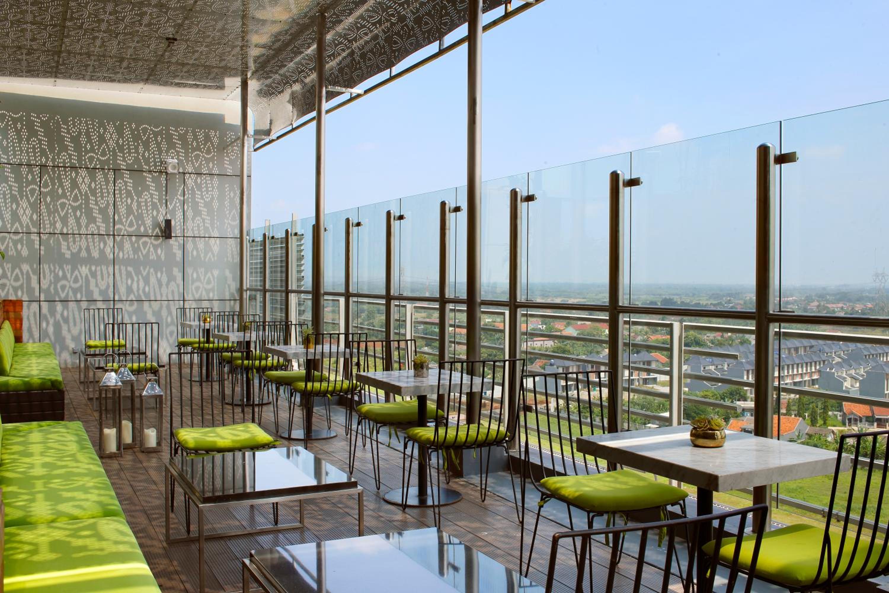 Hotel Santika Premiere ICE - BSD City - Image 2
