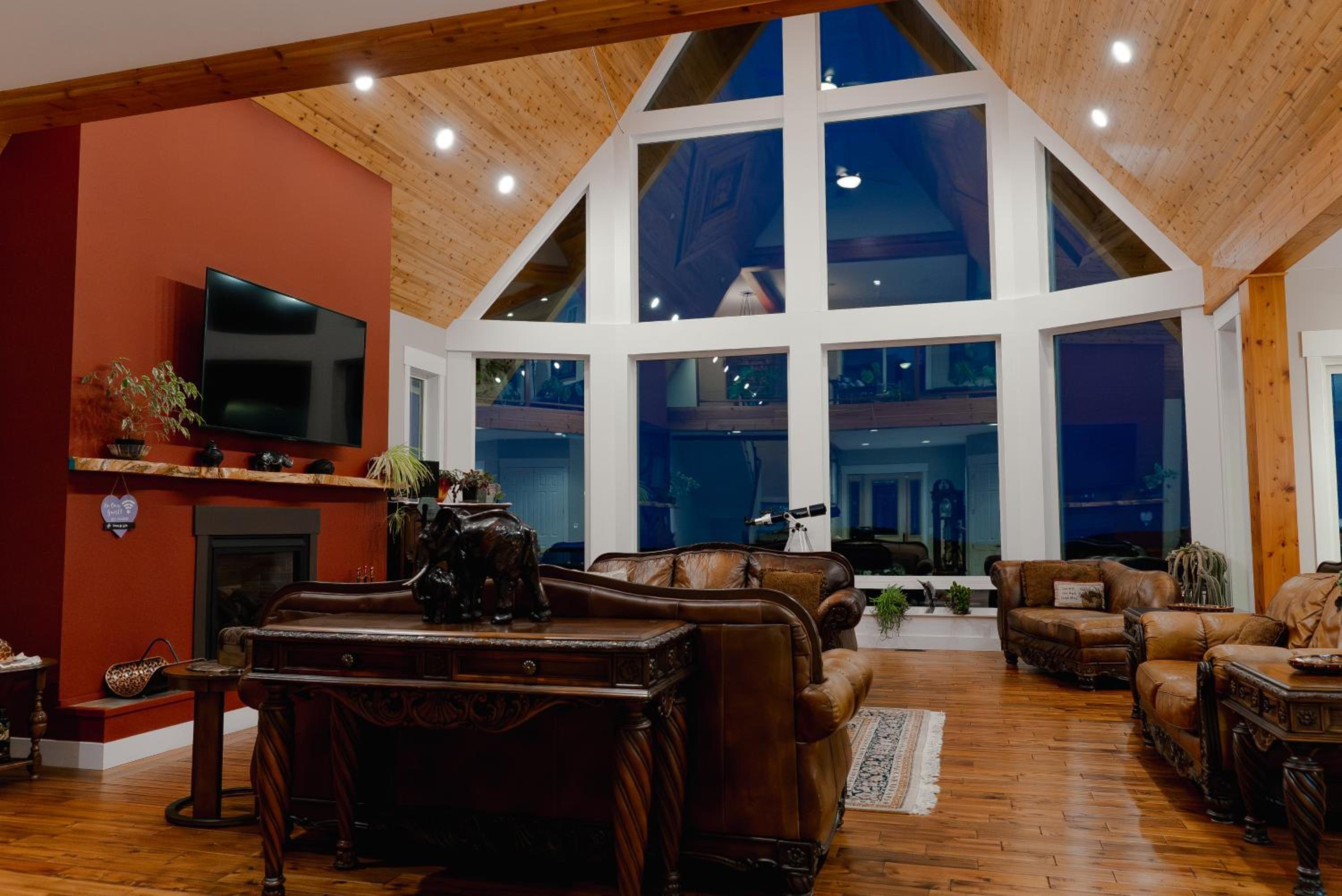 Blue Horizon Mountain Retreat B&B