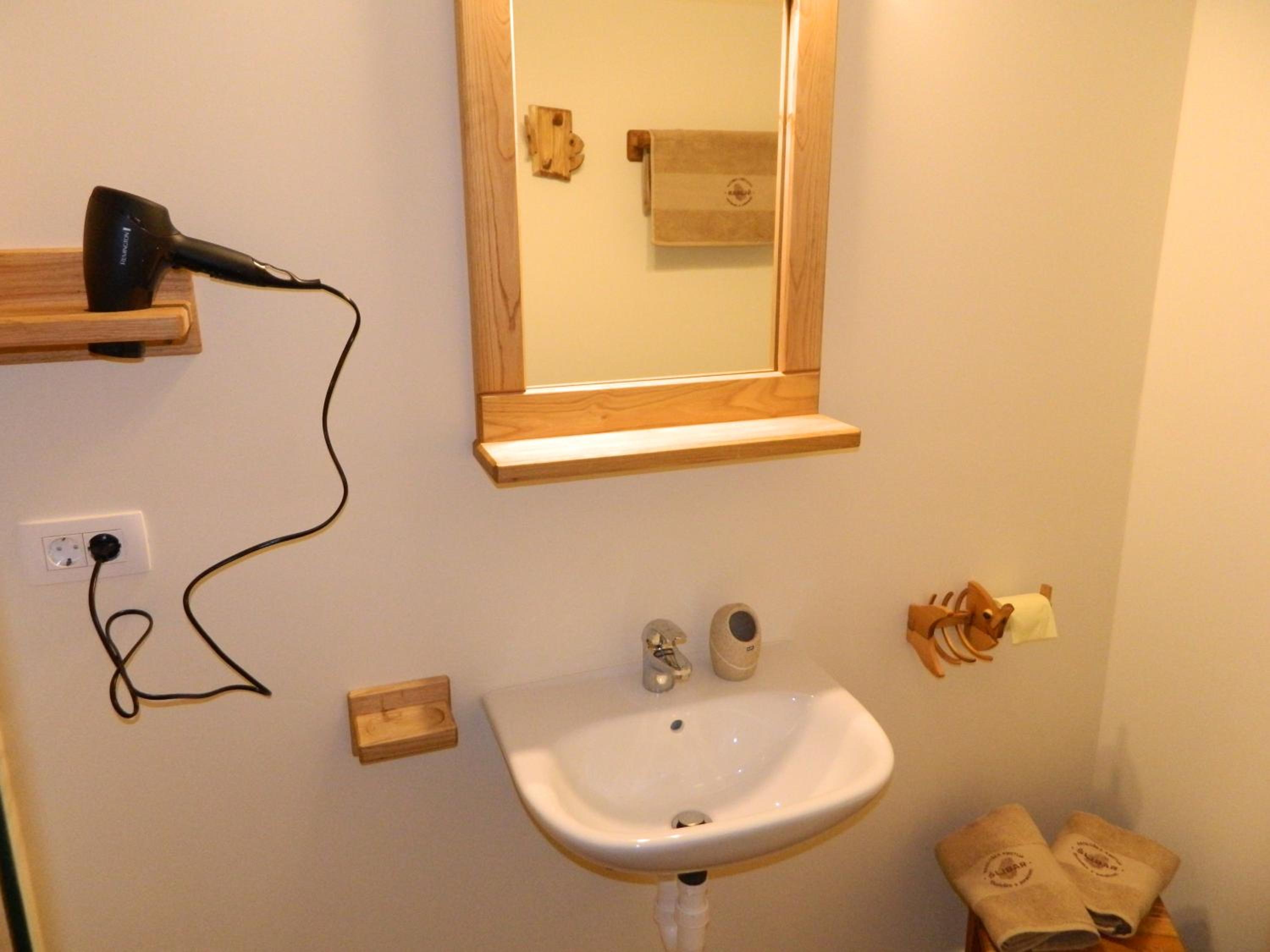 Photo 48
