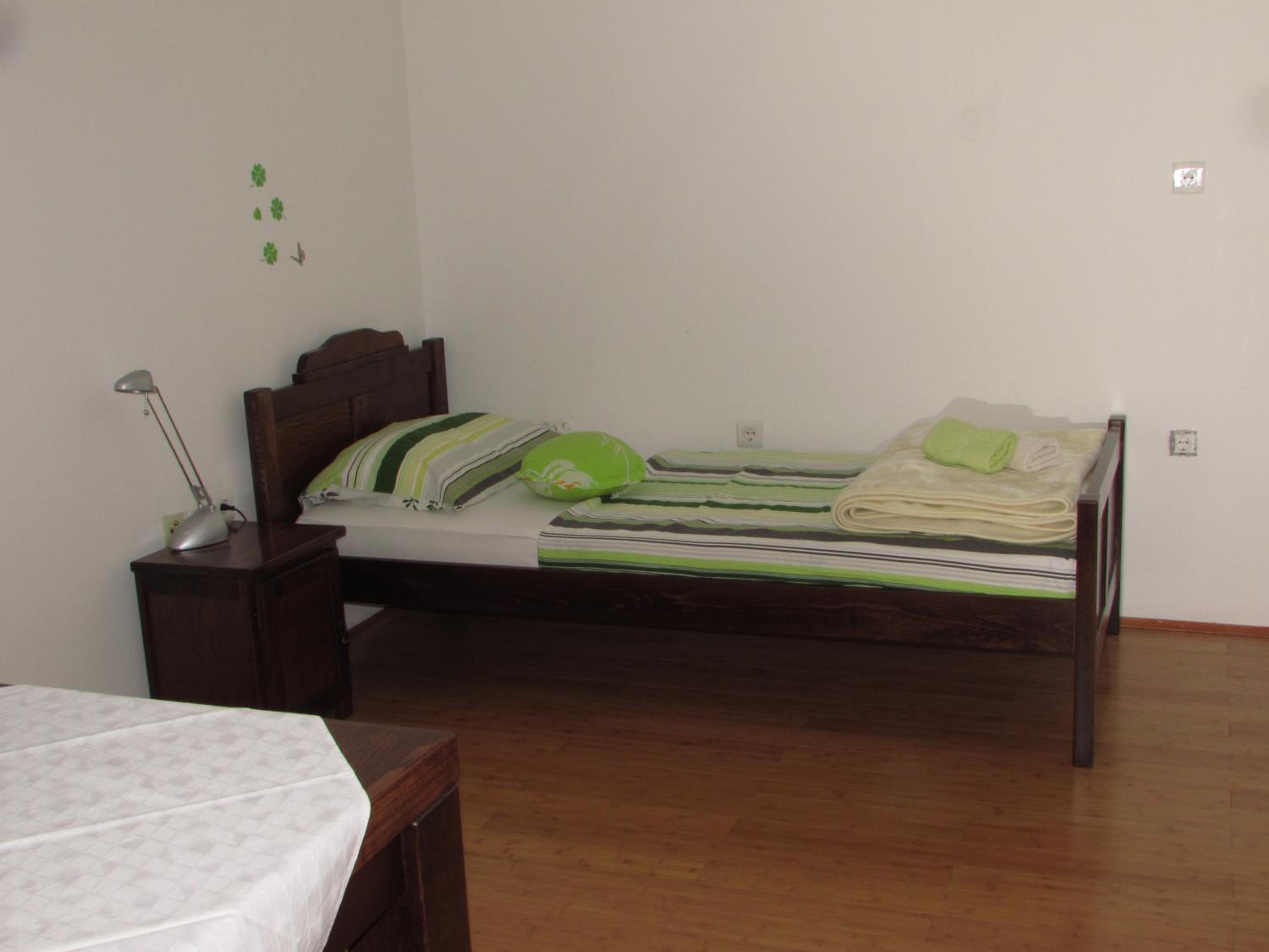 Photo 51