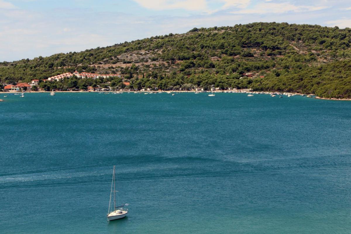 Marina Apartmani Tisno Murter view 2