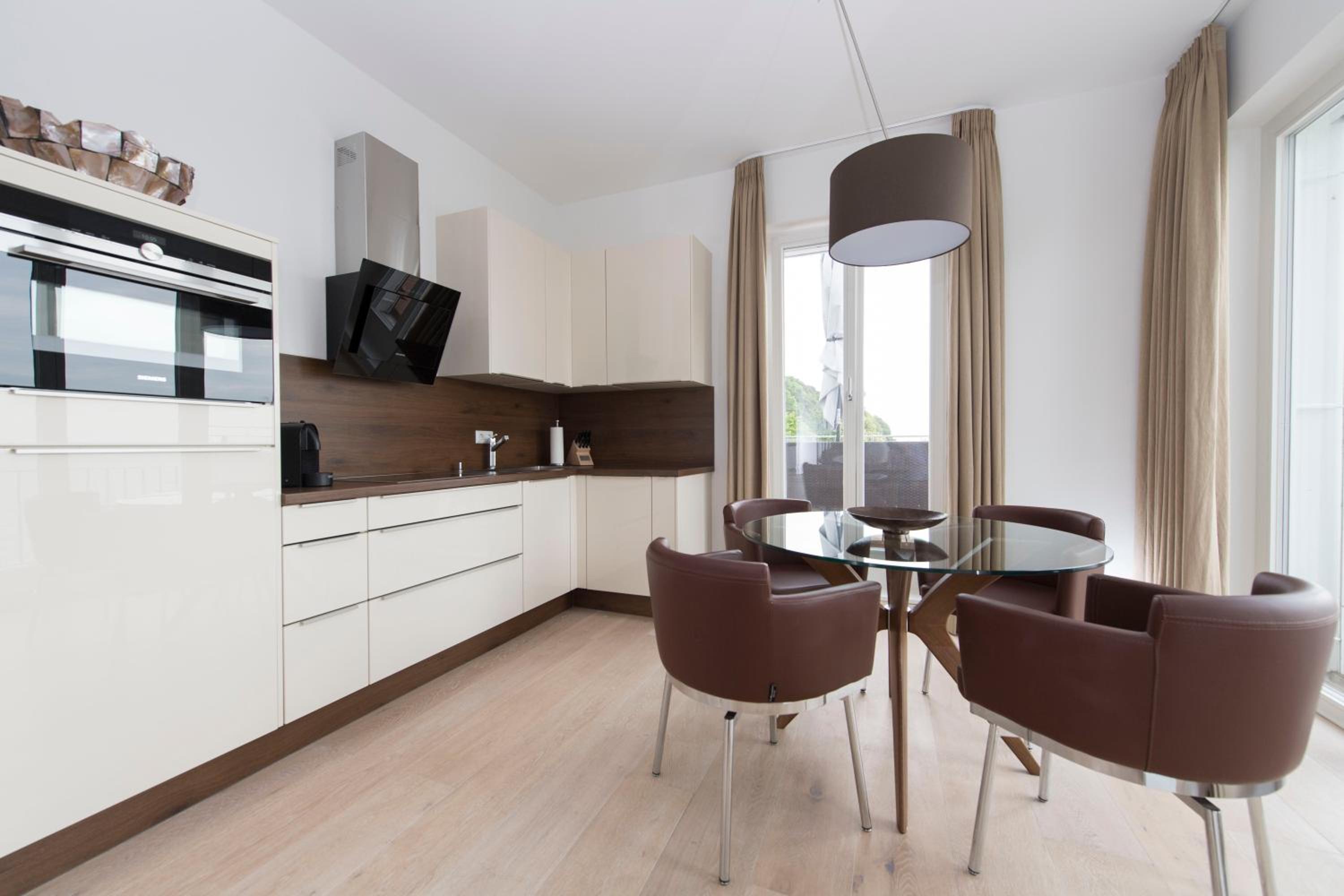 Ostseeresidenz Sassnitz - WG 18 mit Kamin, Sauna, Terrasse, Meerblick view 3