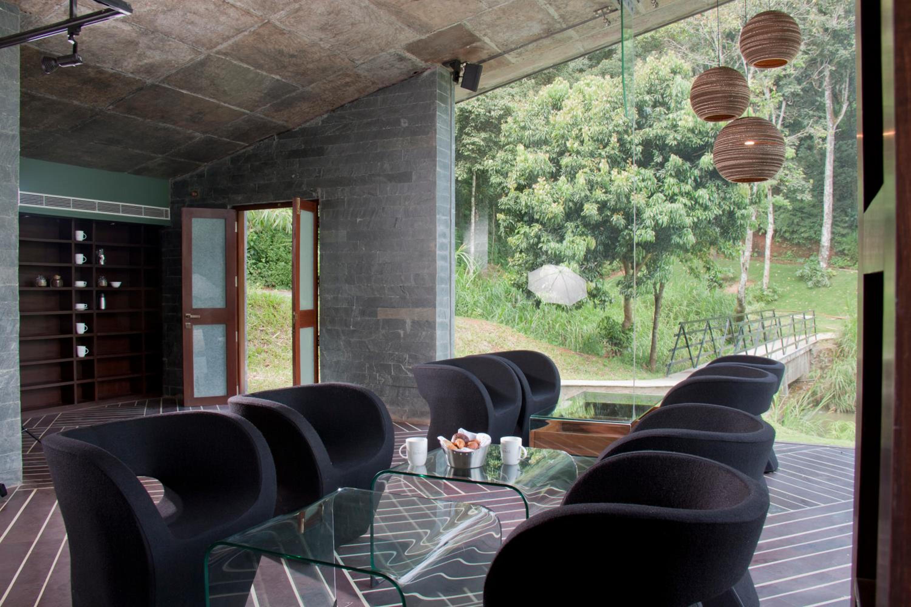 The IBNII Spa Resort 32