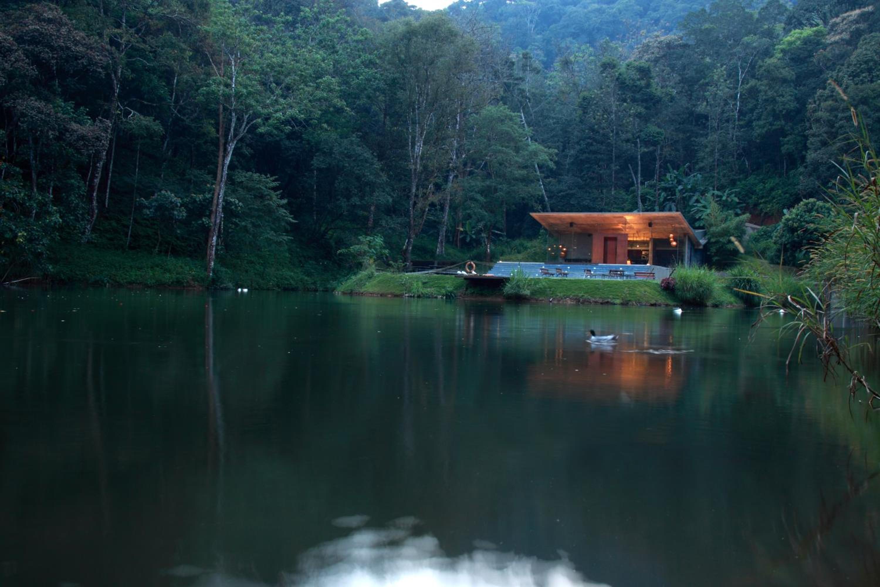 The IBNII Spa Resort 33
