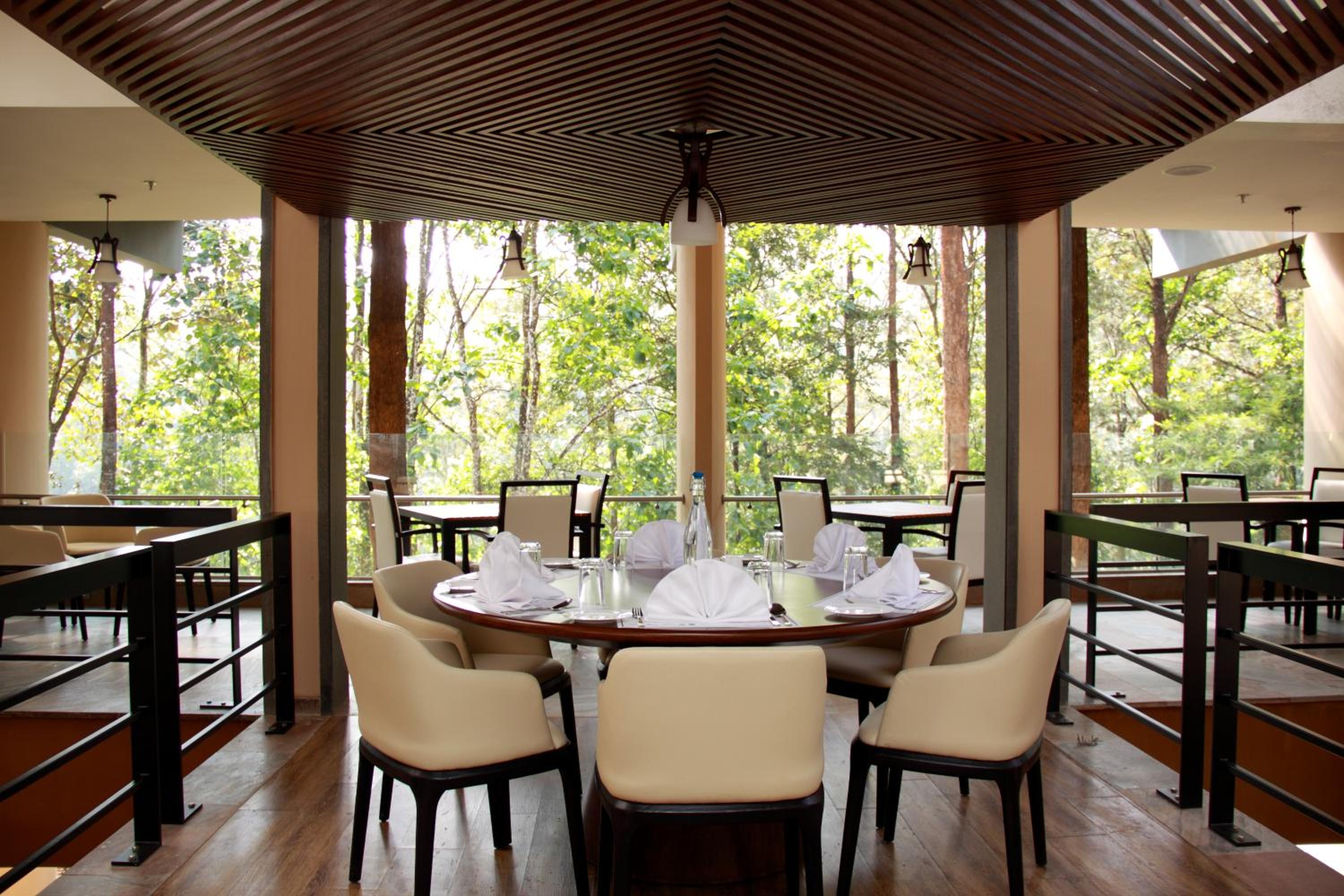 The IBNII Spa Resort 36