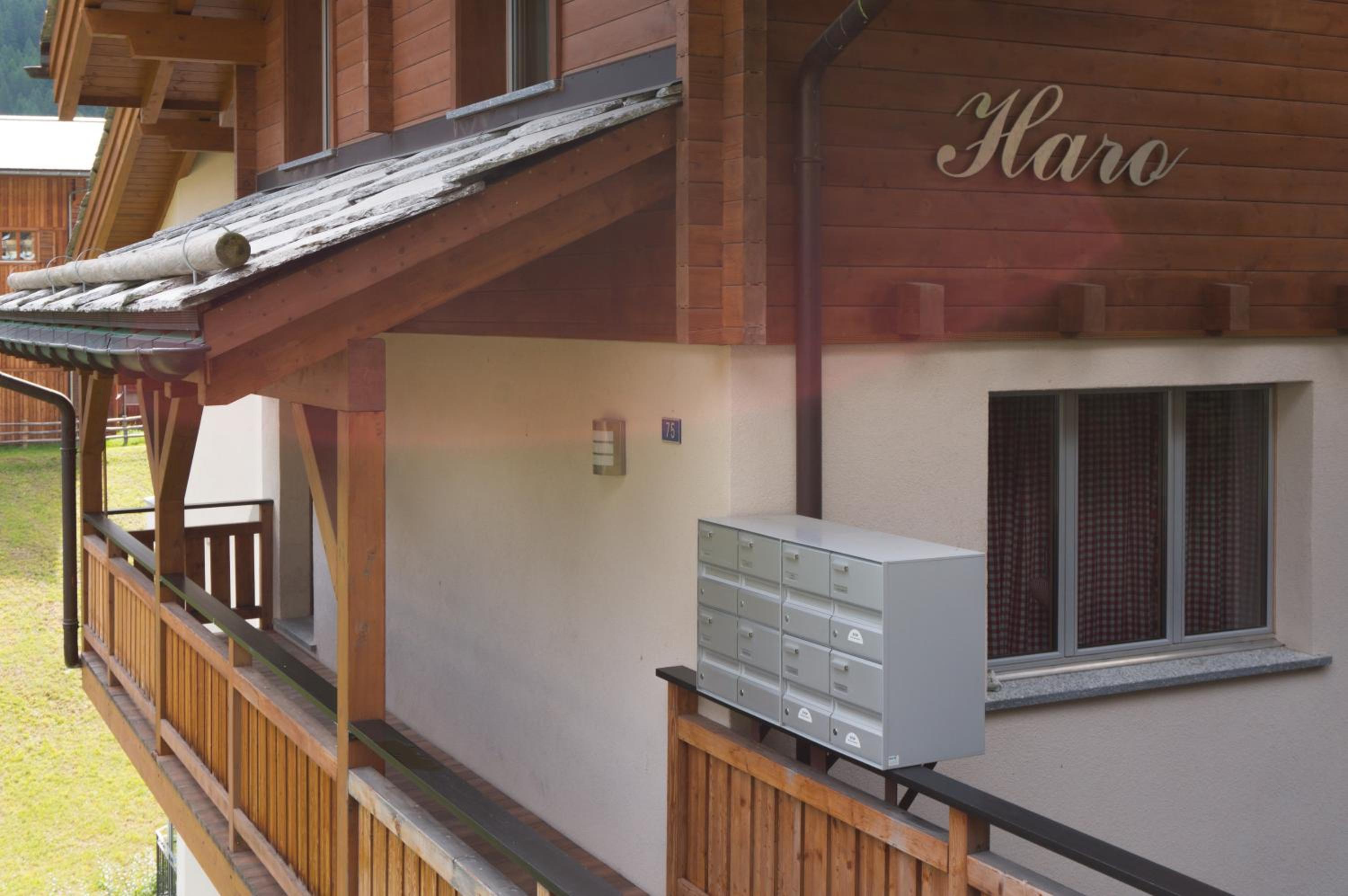 A Calm & Charm Studio - Haus Haro