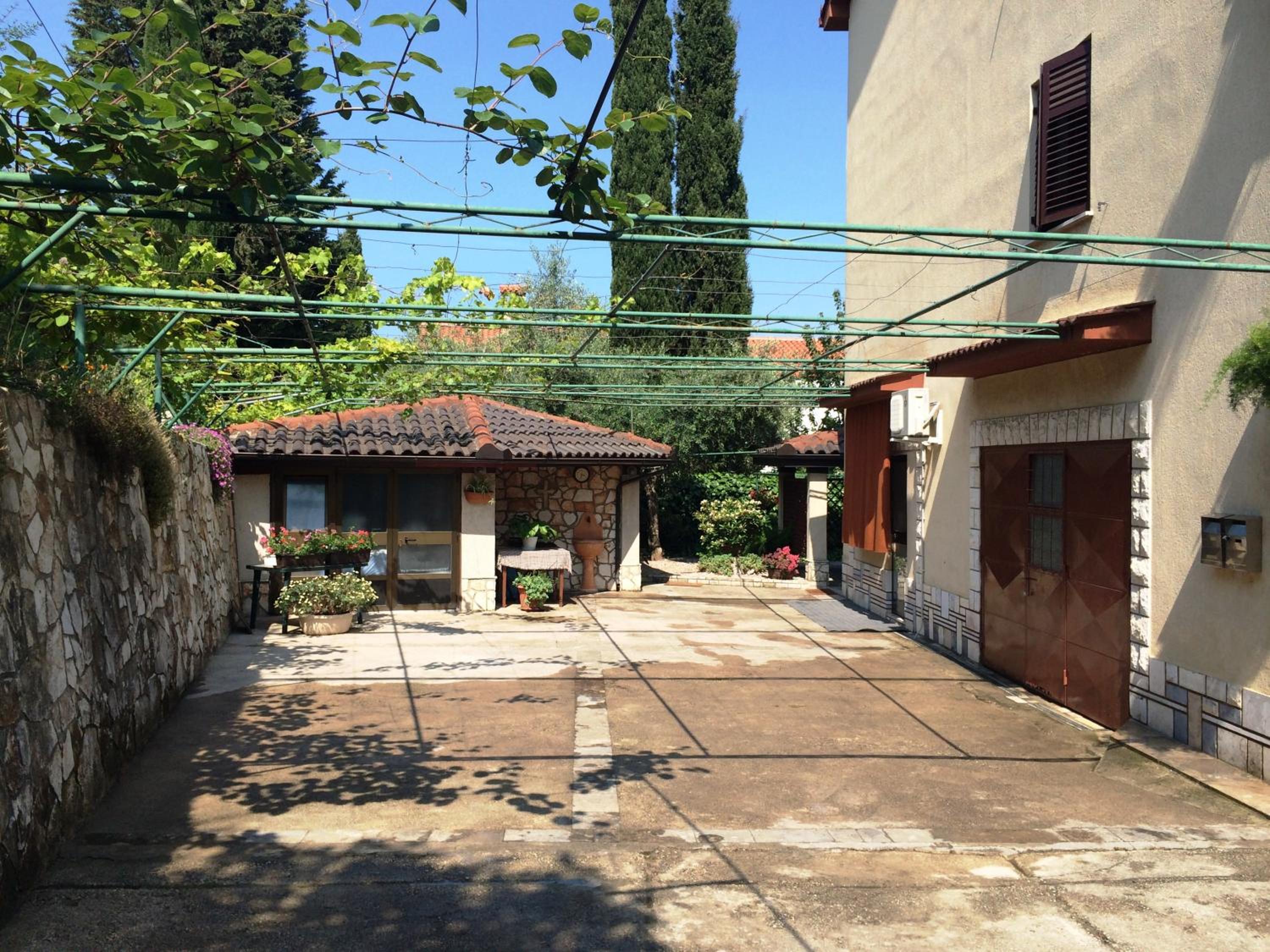 Photo 40