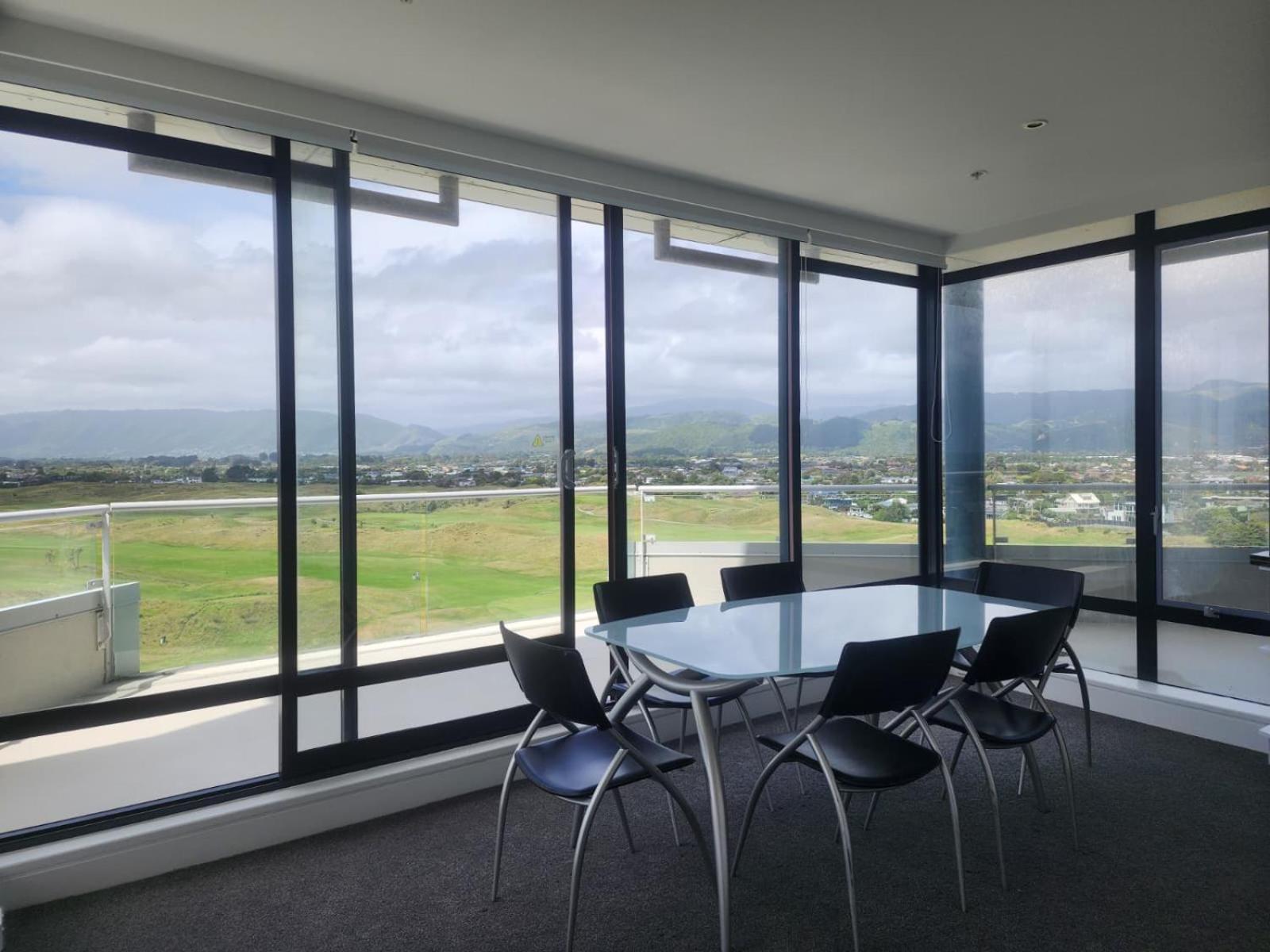 U Suites at The Links