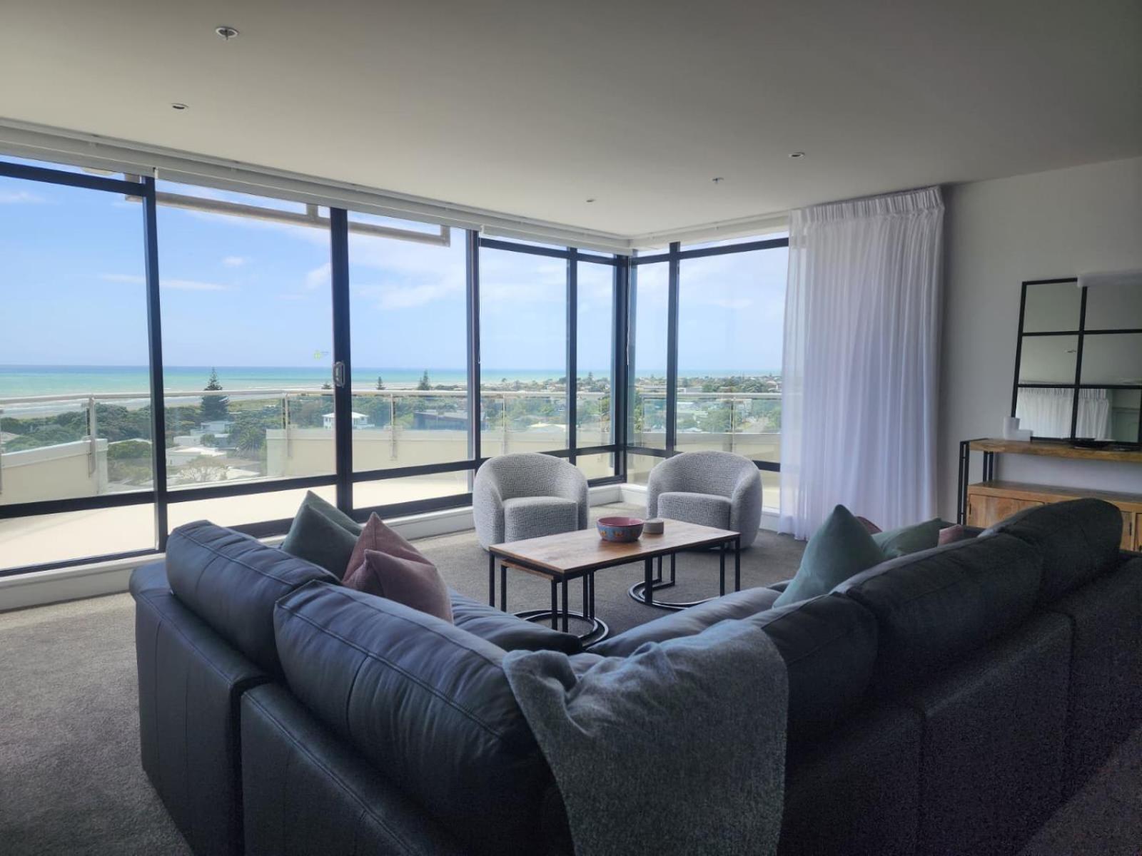 U Suites at The Links