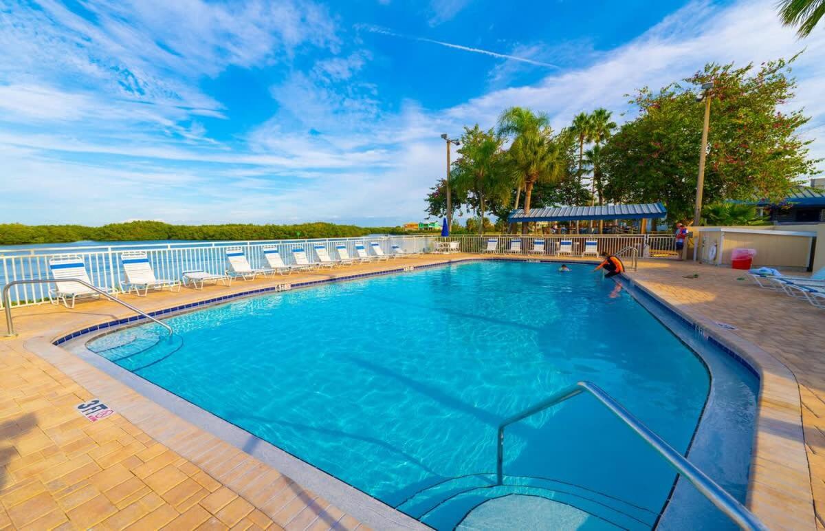The Mangrove Waterfront Pool & Hot Tub Near Beach