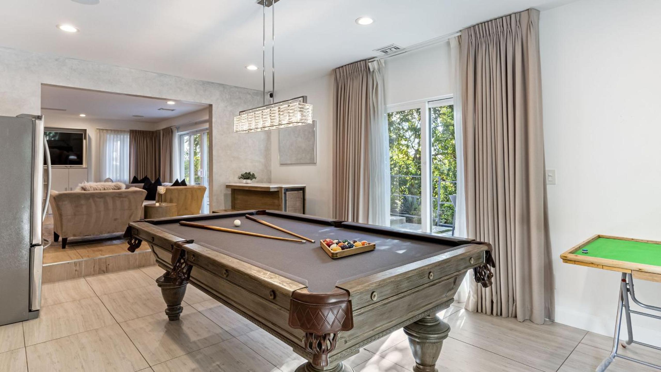 LA Hillside Retreat w Pool Views Fire Pit Outdoor Lounging Casa Bellagio by AvantStay