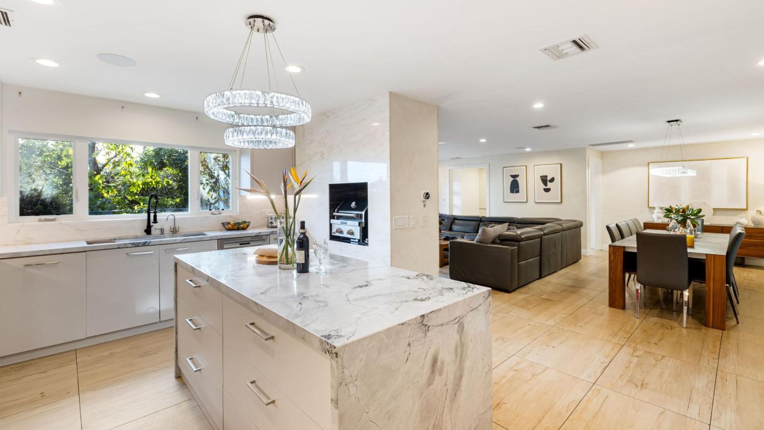 LA Hillside Retreat w Pool Views Fire Pit Outdoor Lounging Casa Bellagio by AvantStay