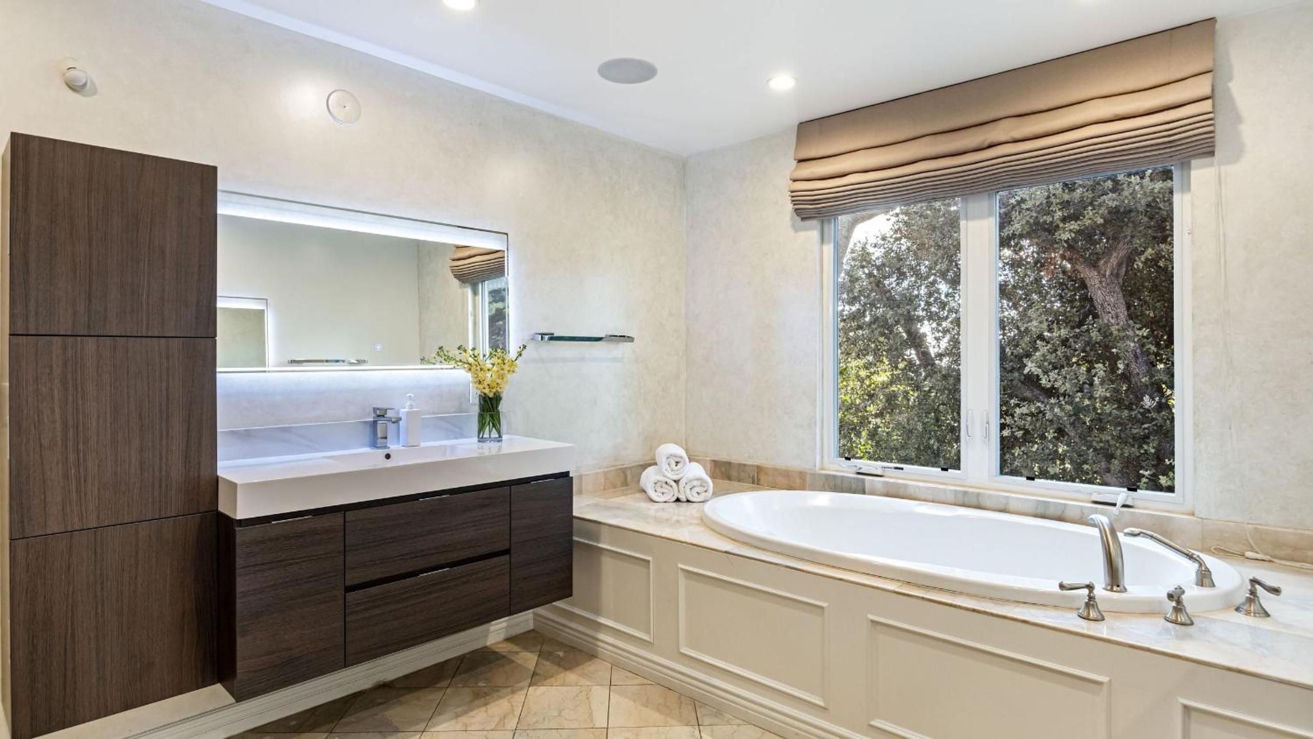 LA Hillside Retreat w Pool Views Fire Pit Outdoor Lounging Casa Bellagio by AvantStay