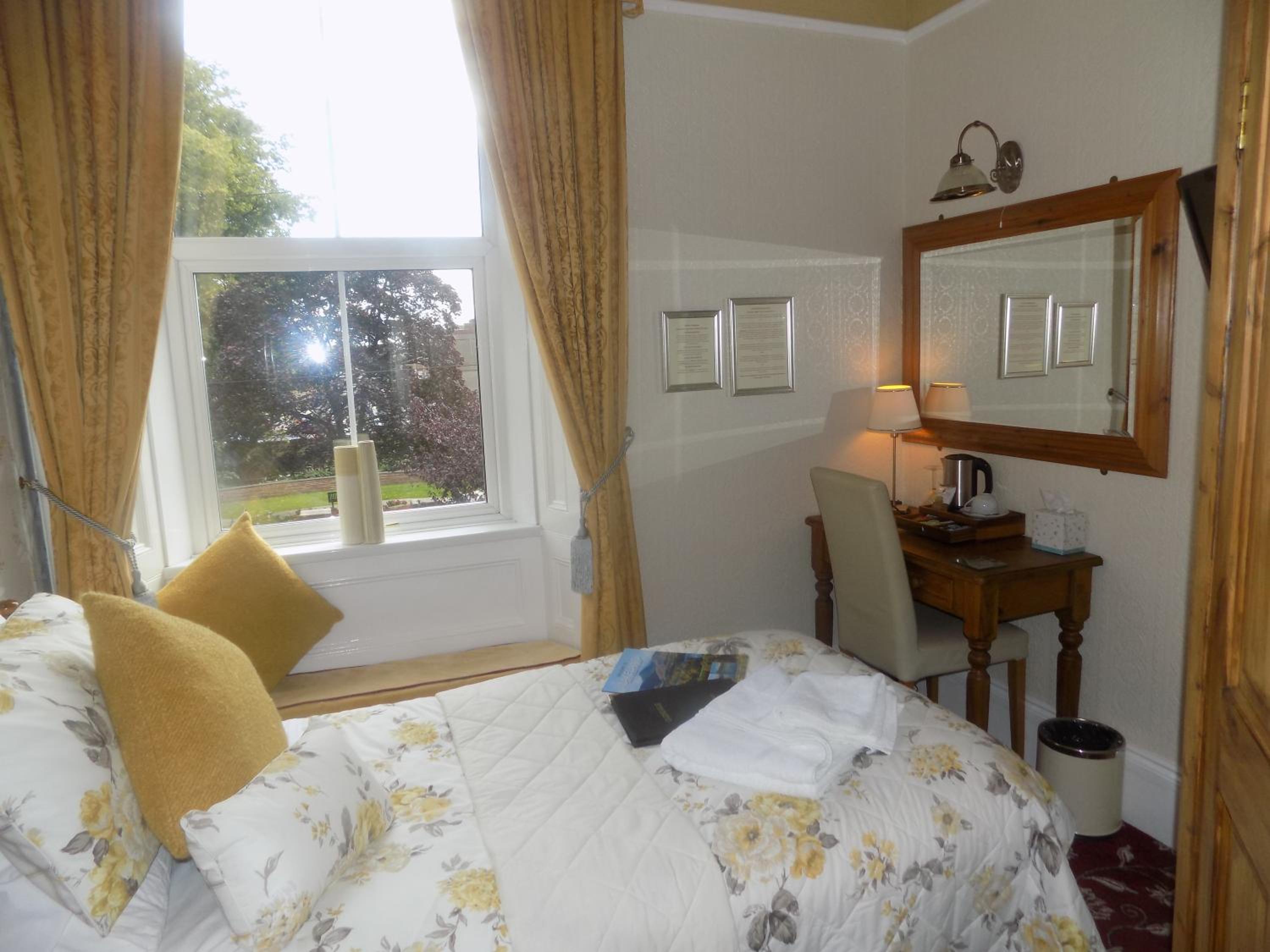 Penrith Vacations - Glendale Guest House - Property Image 34