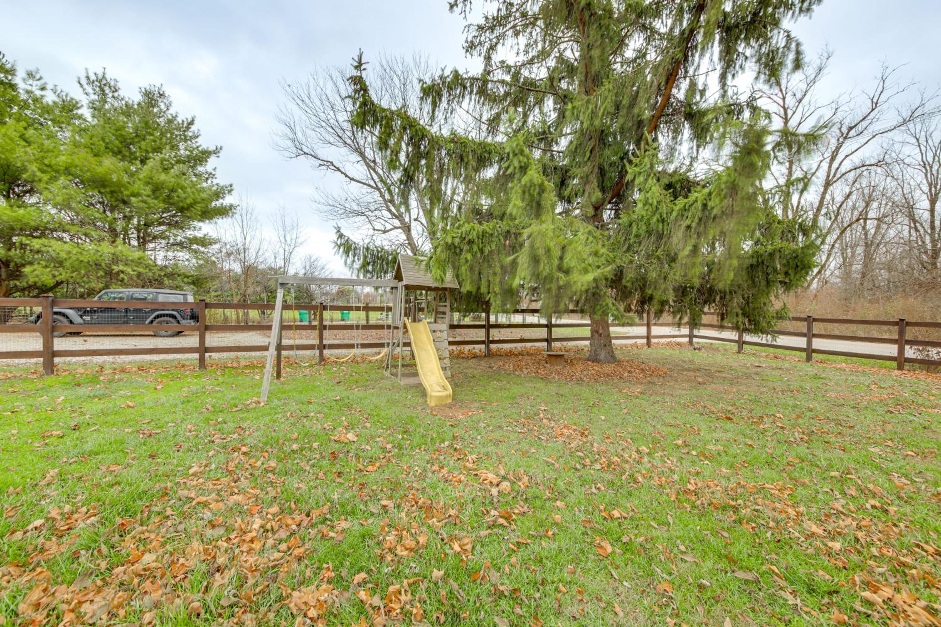 Pet Friendly! 1880s Zionsville Farmhouse