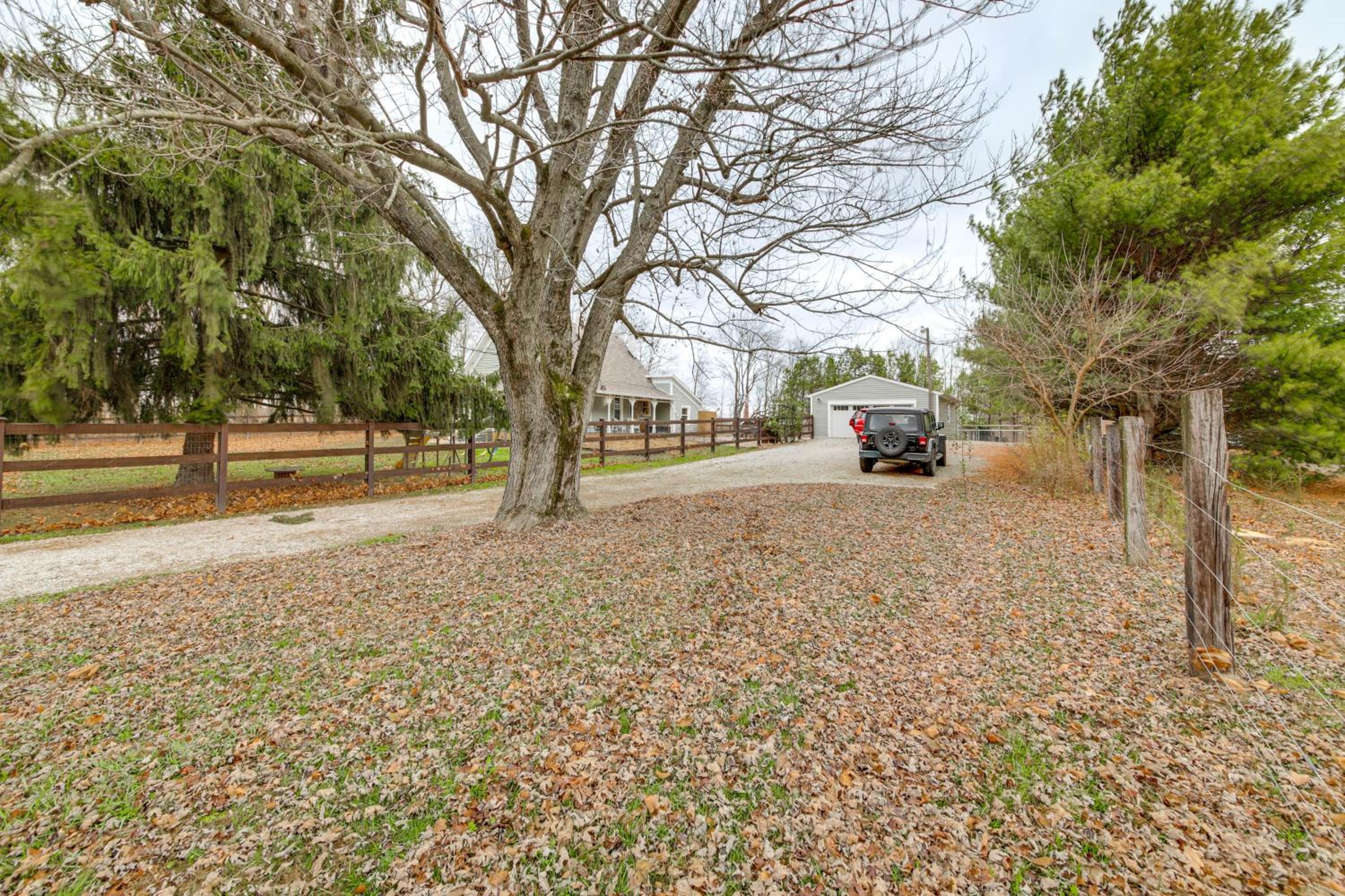 Pet Friendly! 1880s Zionsville Farmhouse