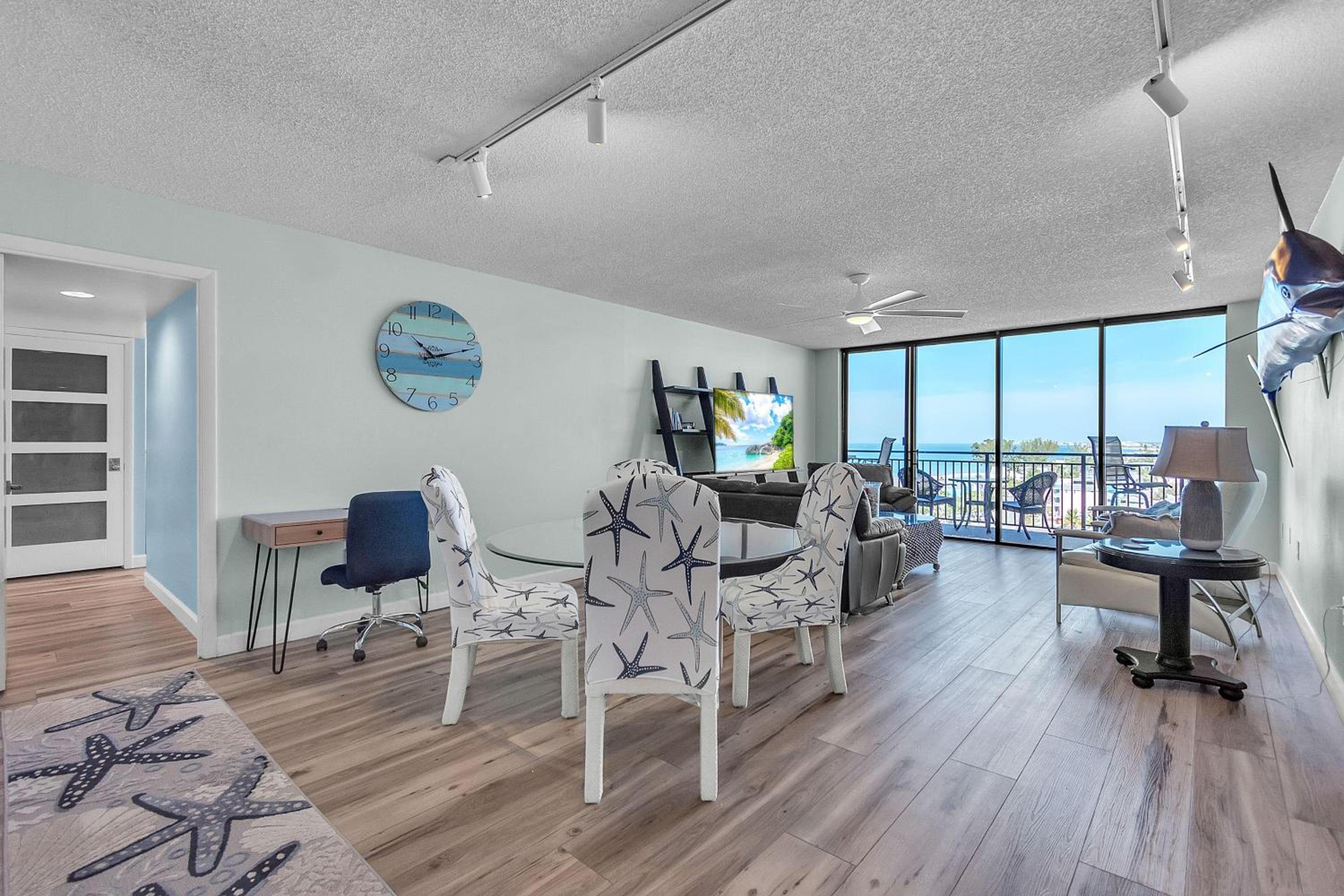 Mansions By The Sea 905B - Premier