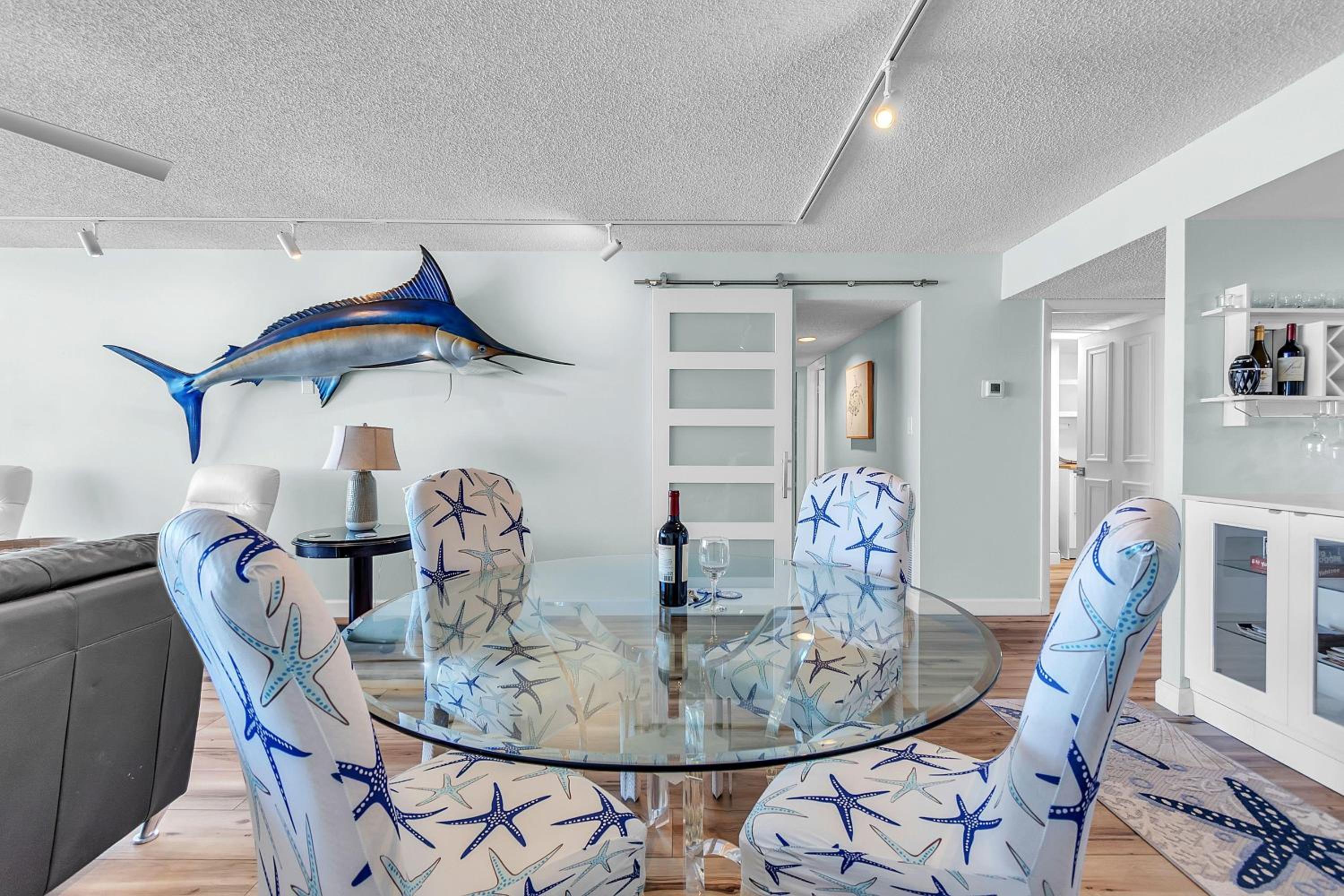 Mansions By The Sea 905B - Premier