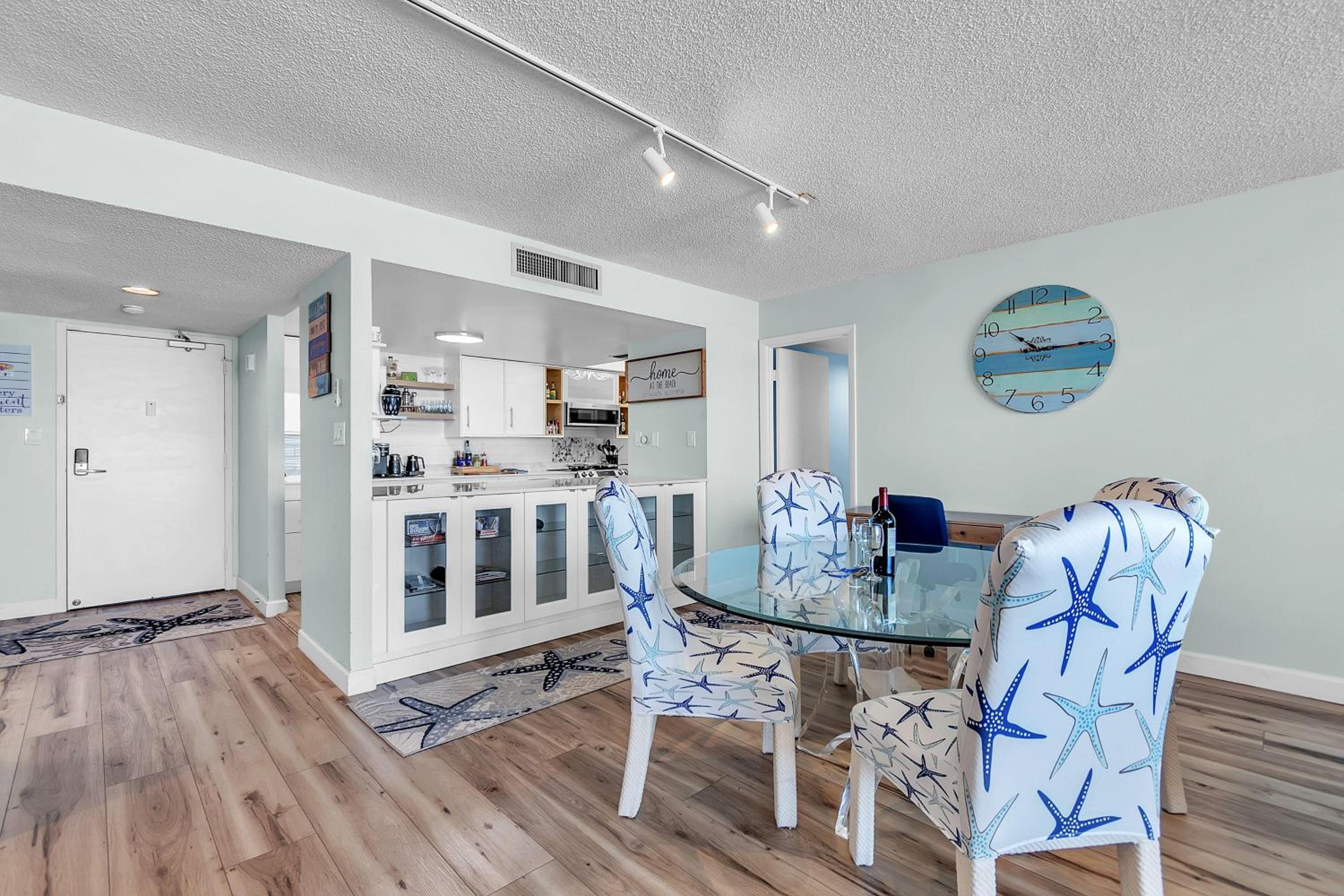 Mansions By The Sea 905B - Premier