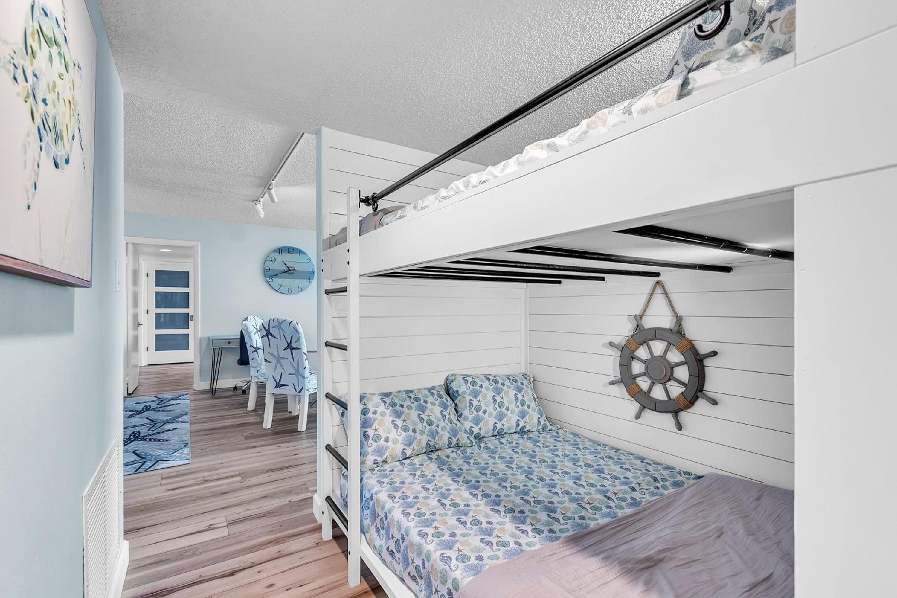 Mansions By The Sea 905B - Premier