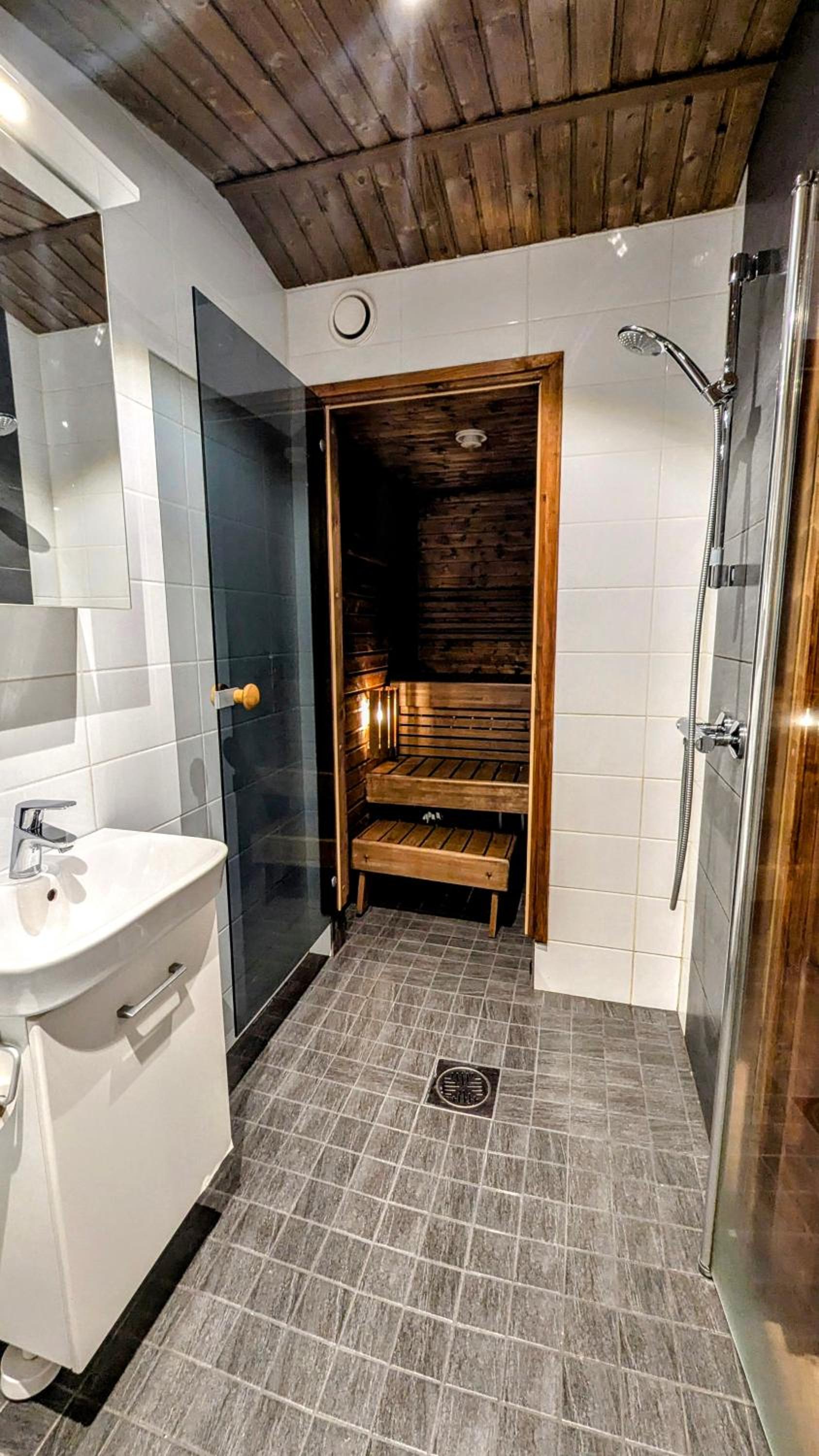North Frontier Cabins