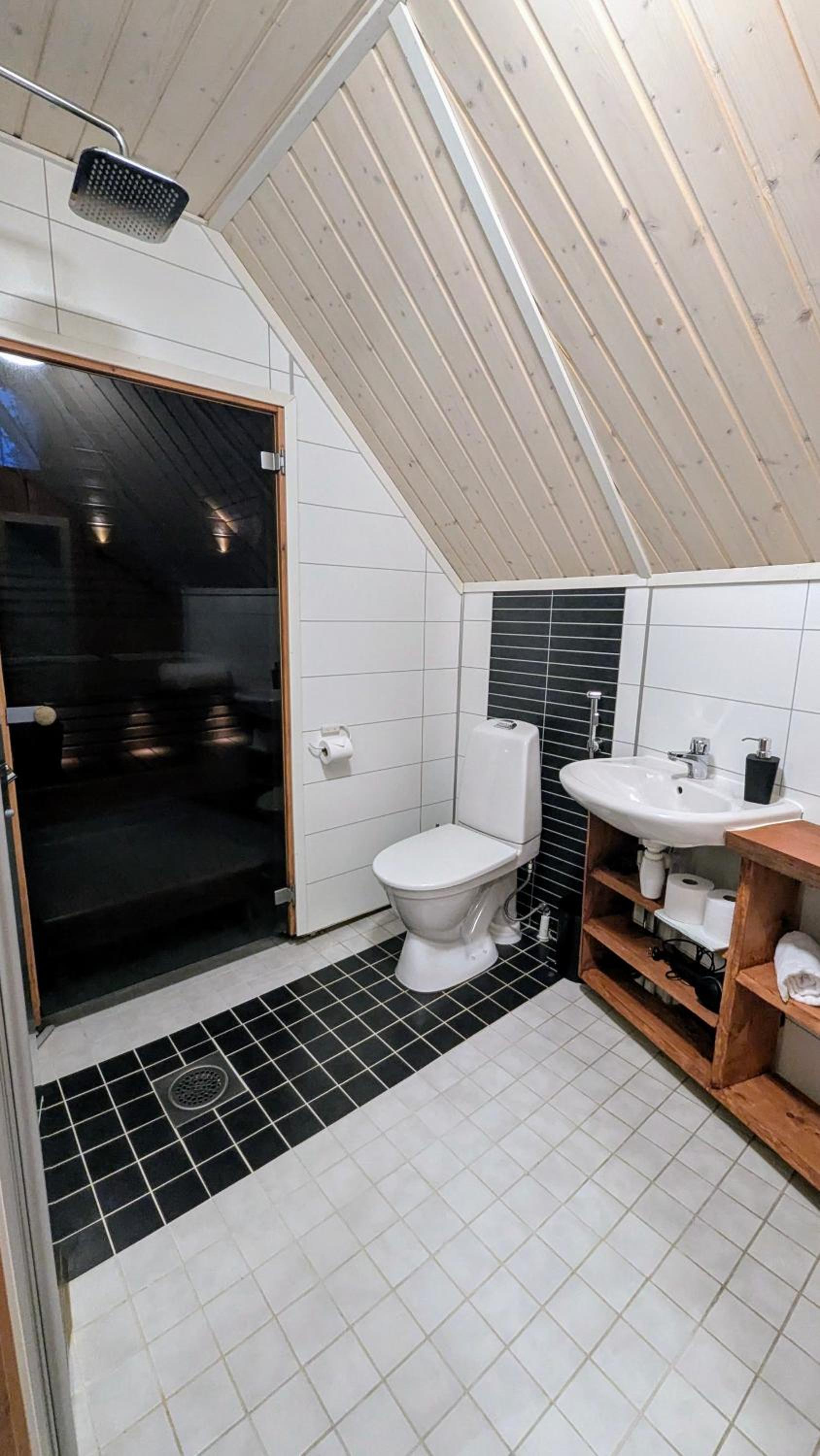North Frontier Cabins