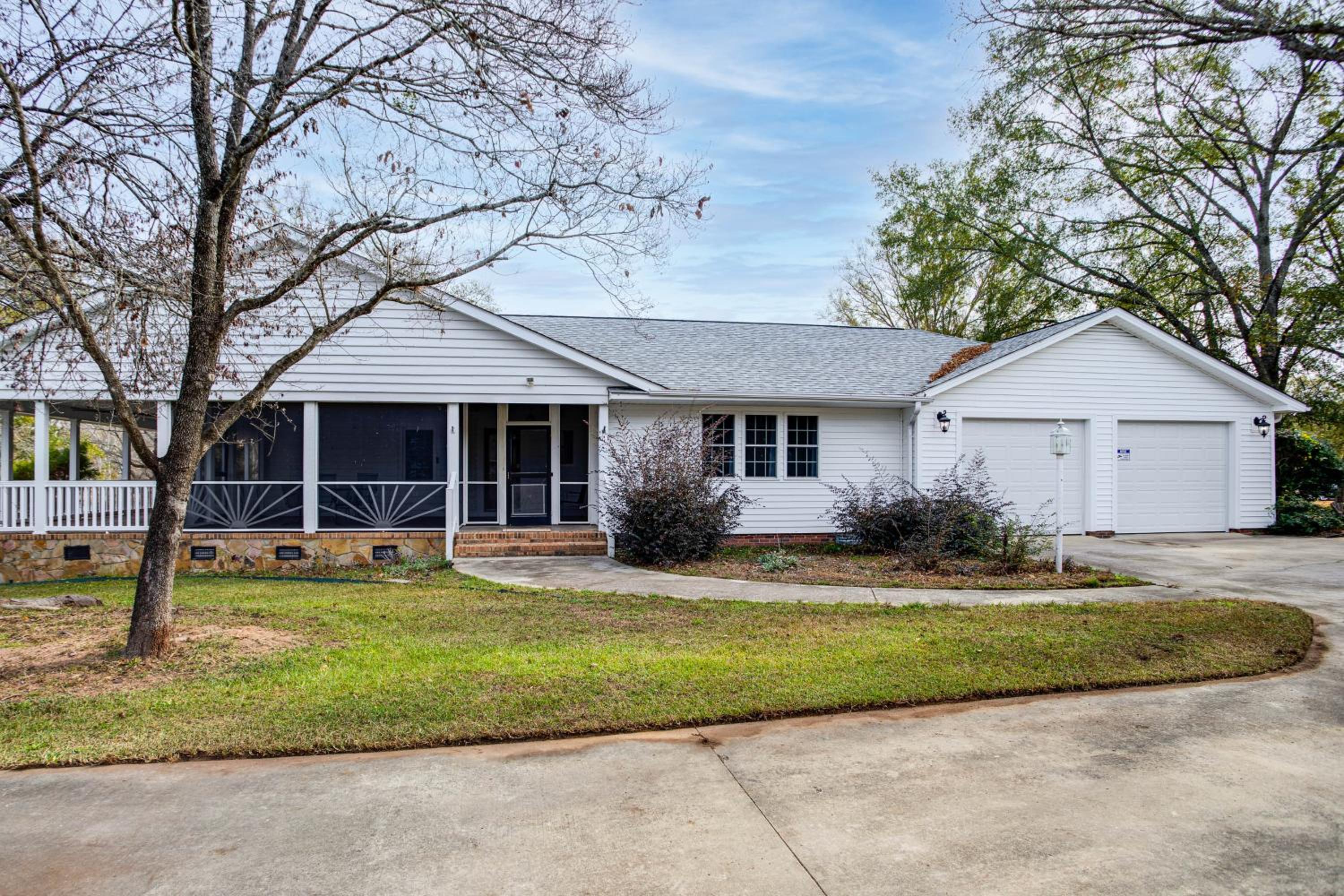 Lake Wateree Home with Boat Dock! Pets Welcome