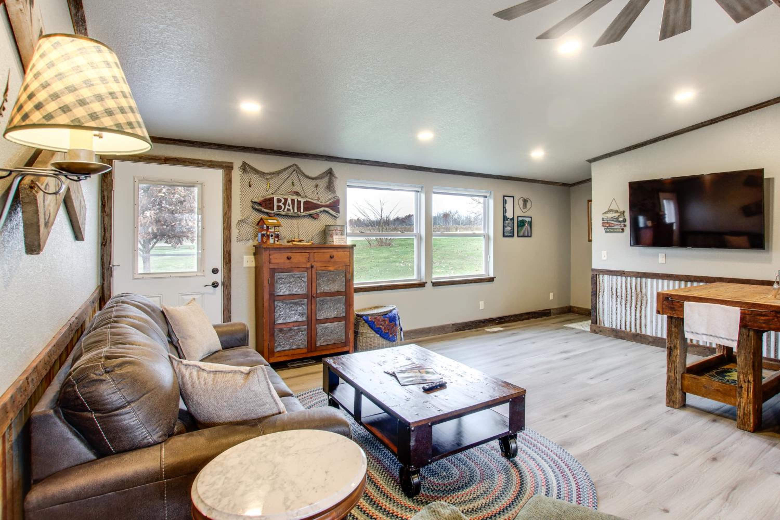 Newly Updated Countryside Home in South Gorin!