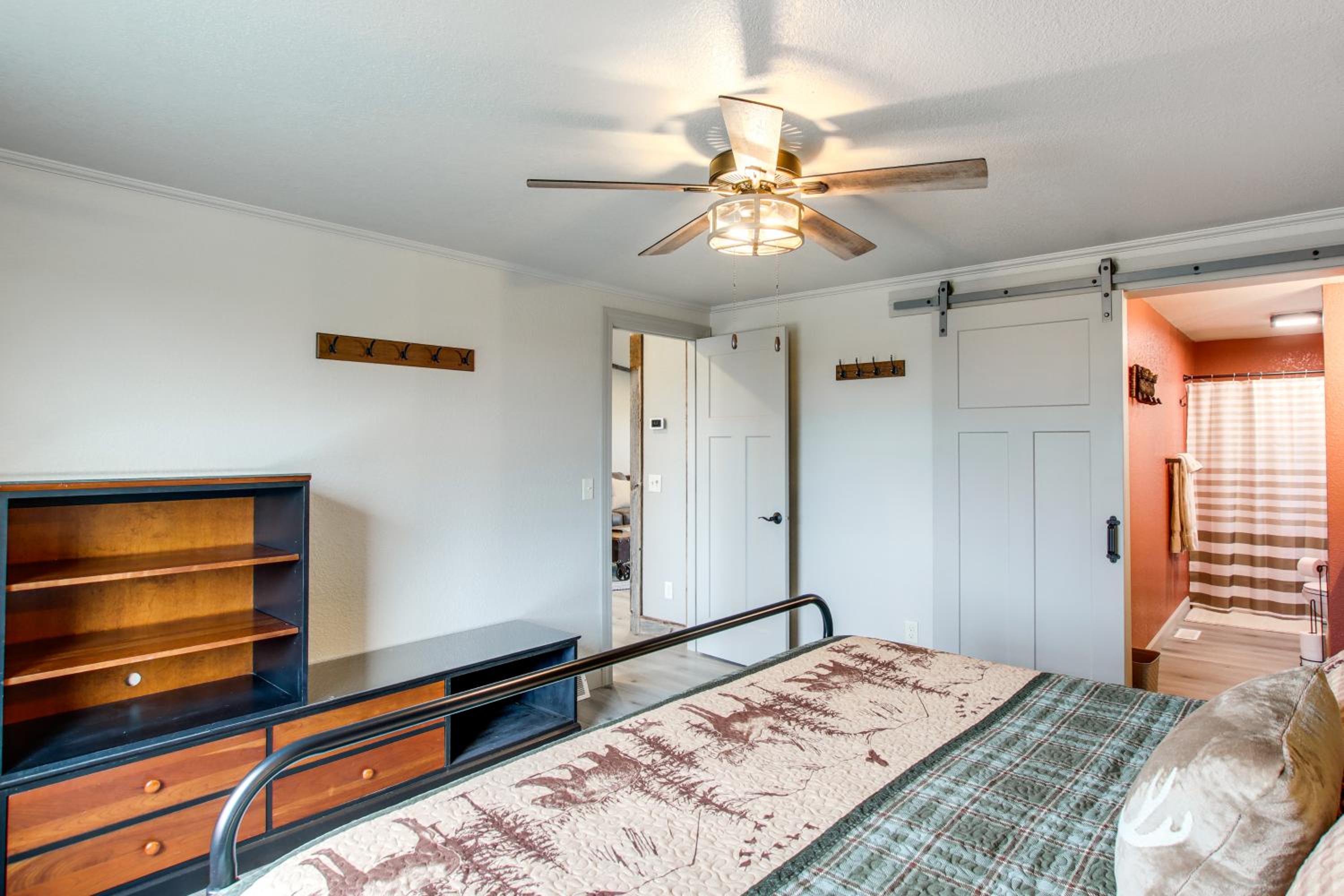Newly Updated Countryside Home in South Gorin!