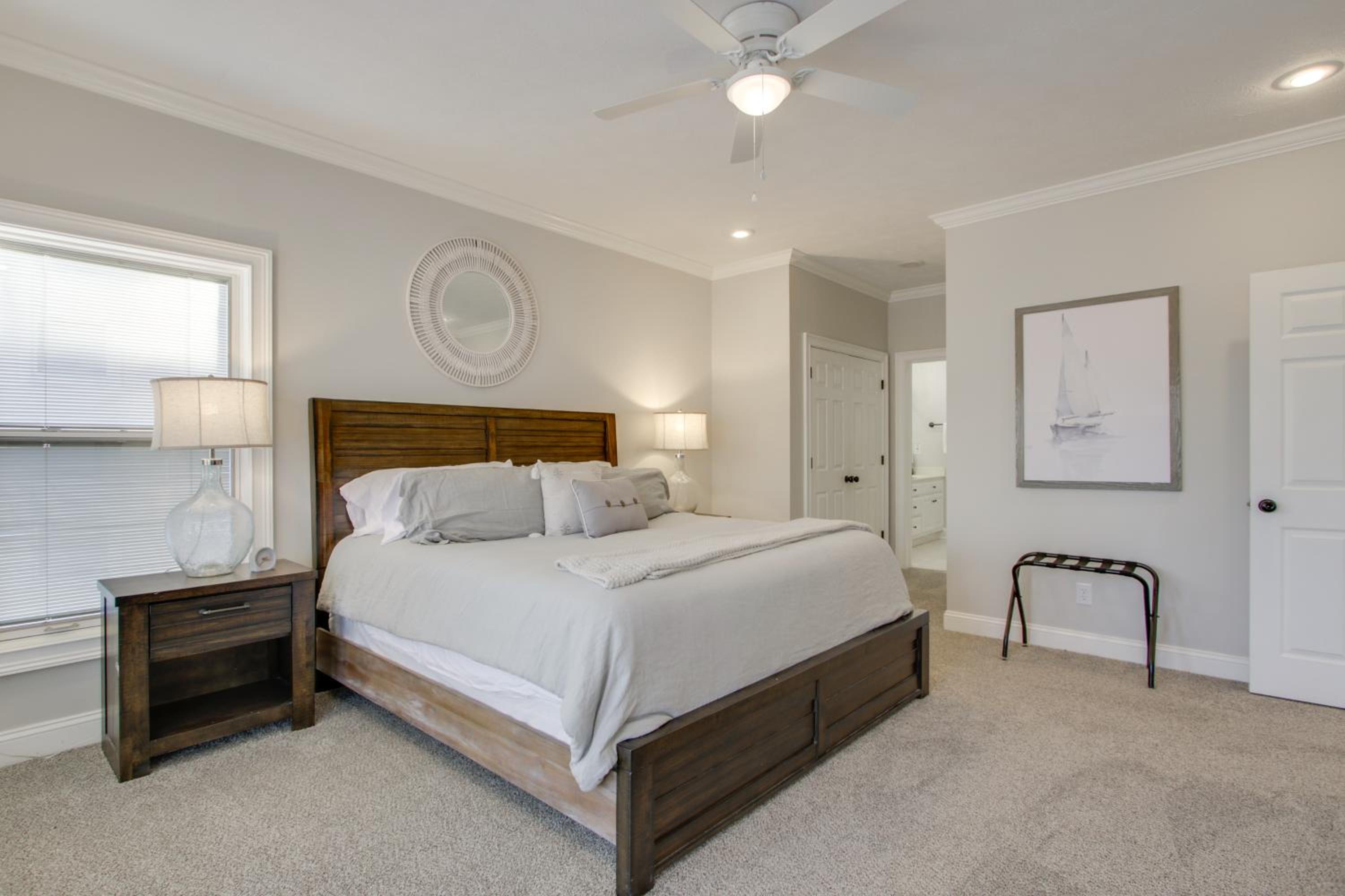 Newly Renovated Family Home on Tennessee River!