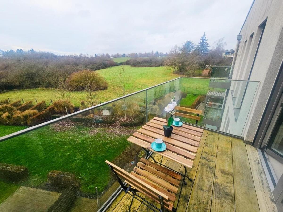 Warm&Bright 1BR Flat with terrace and parking