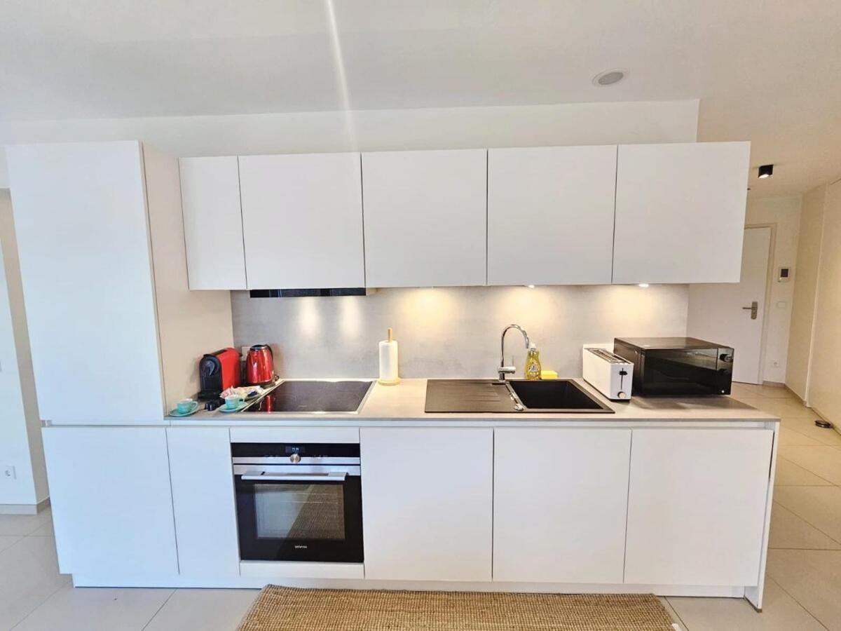 Warm&Bright 1BR Flat with terrace and parking