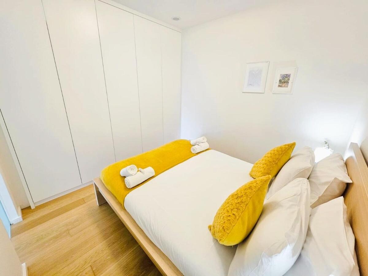 Warm&Bright 1BR Flat with terrace and parking