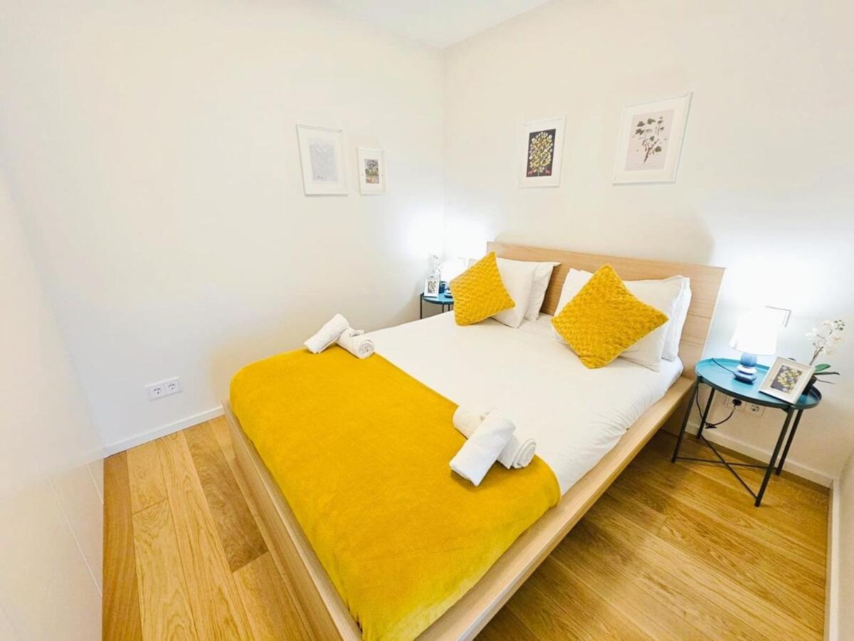 Warm&Bright 1BR Flat with terrace and parking