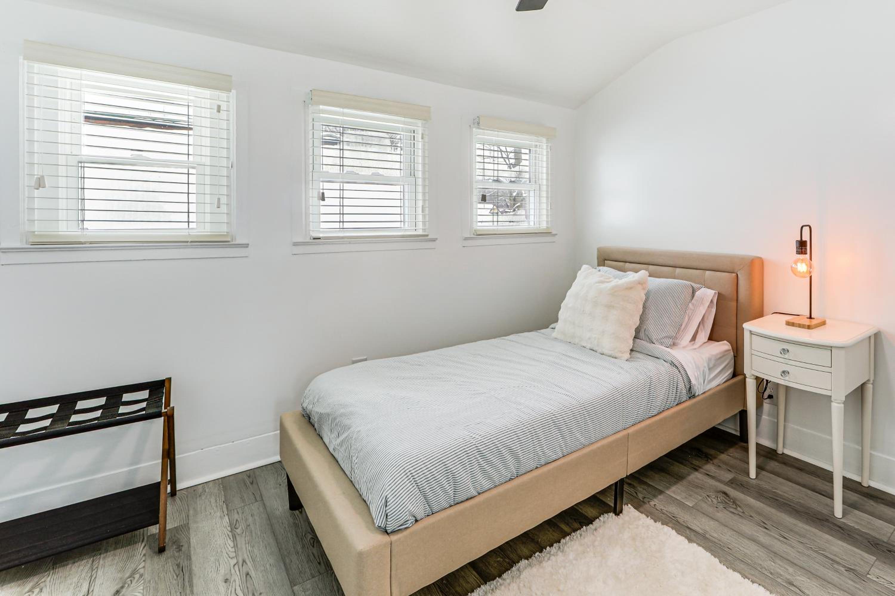 Walkable and Modern! Syracuse Home Near Campus