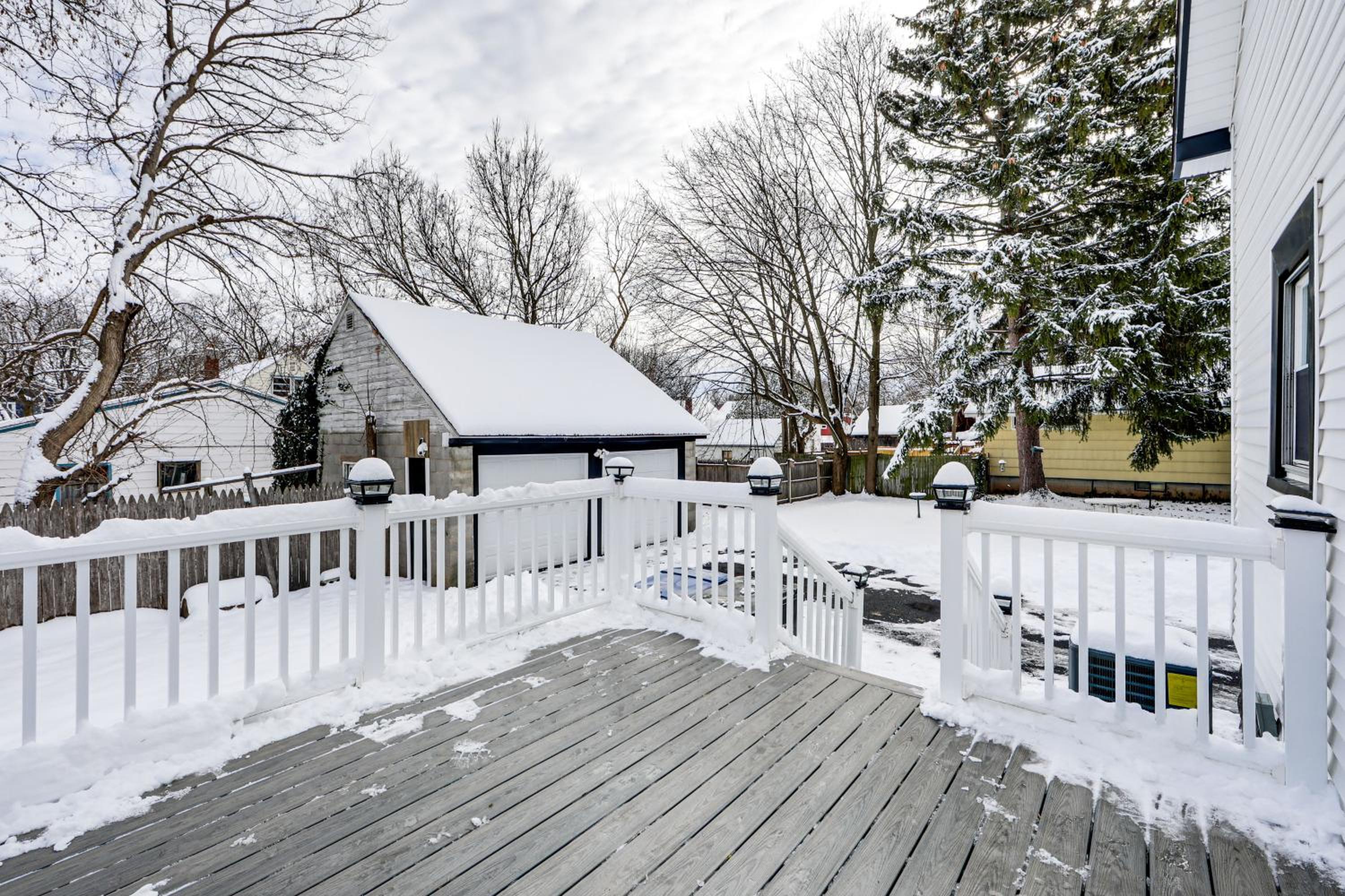 Walkable and Modern! Syracuse Home Near Campus