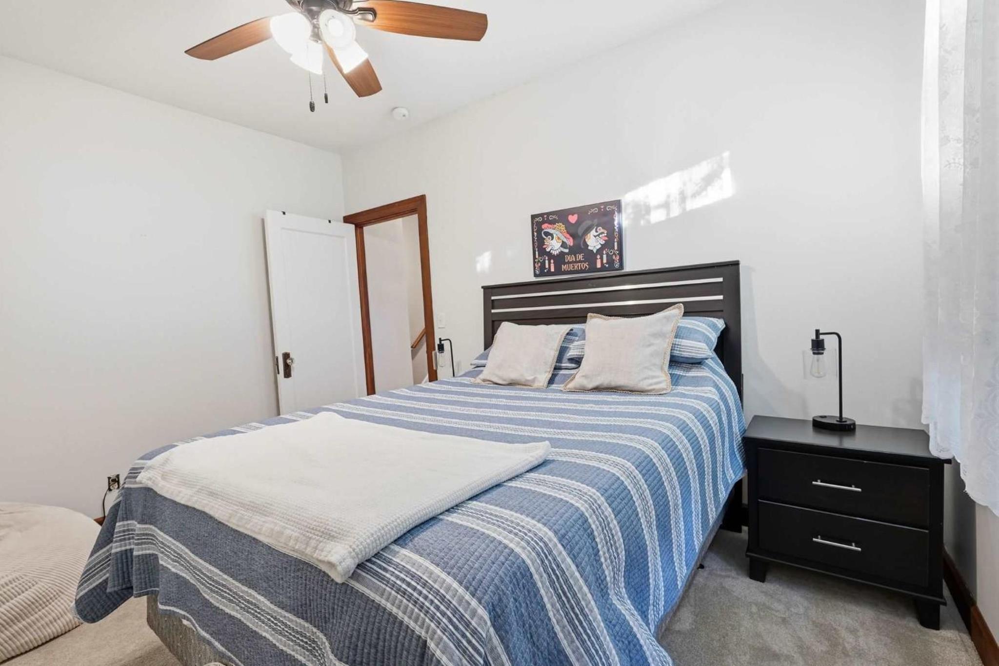 Historic Yakima Home 4BR Office Backyard Oasis