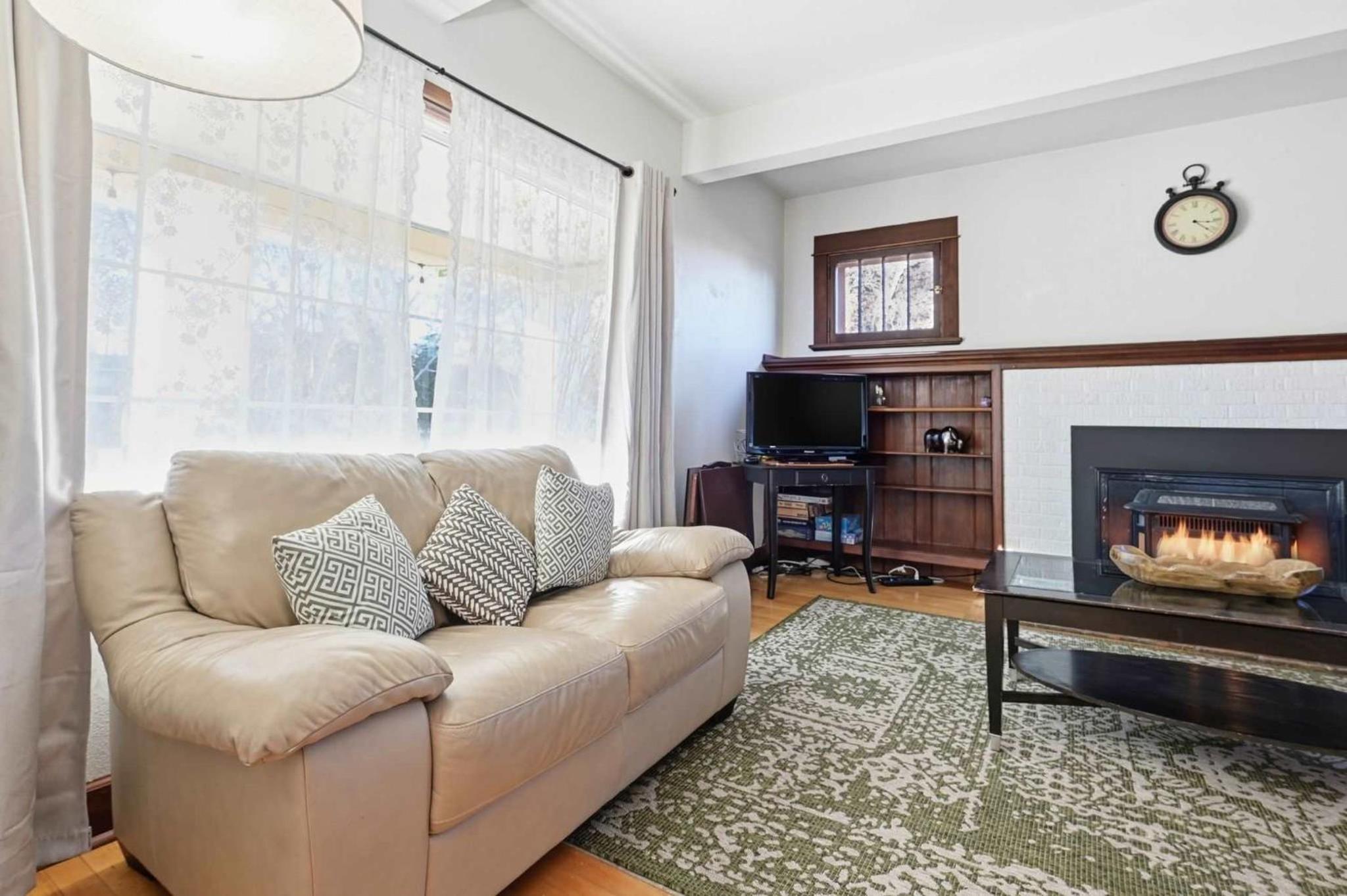 Historic Yakima Home 4BR Office Backyard Oasis