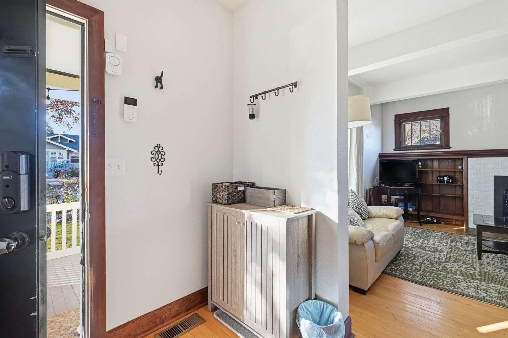 Historic Yakima Home 4BR Office Backyard Oasis