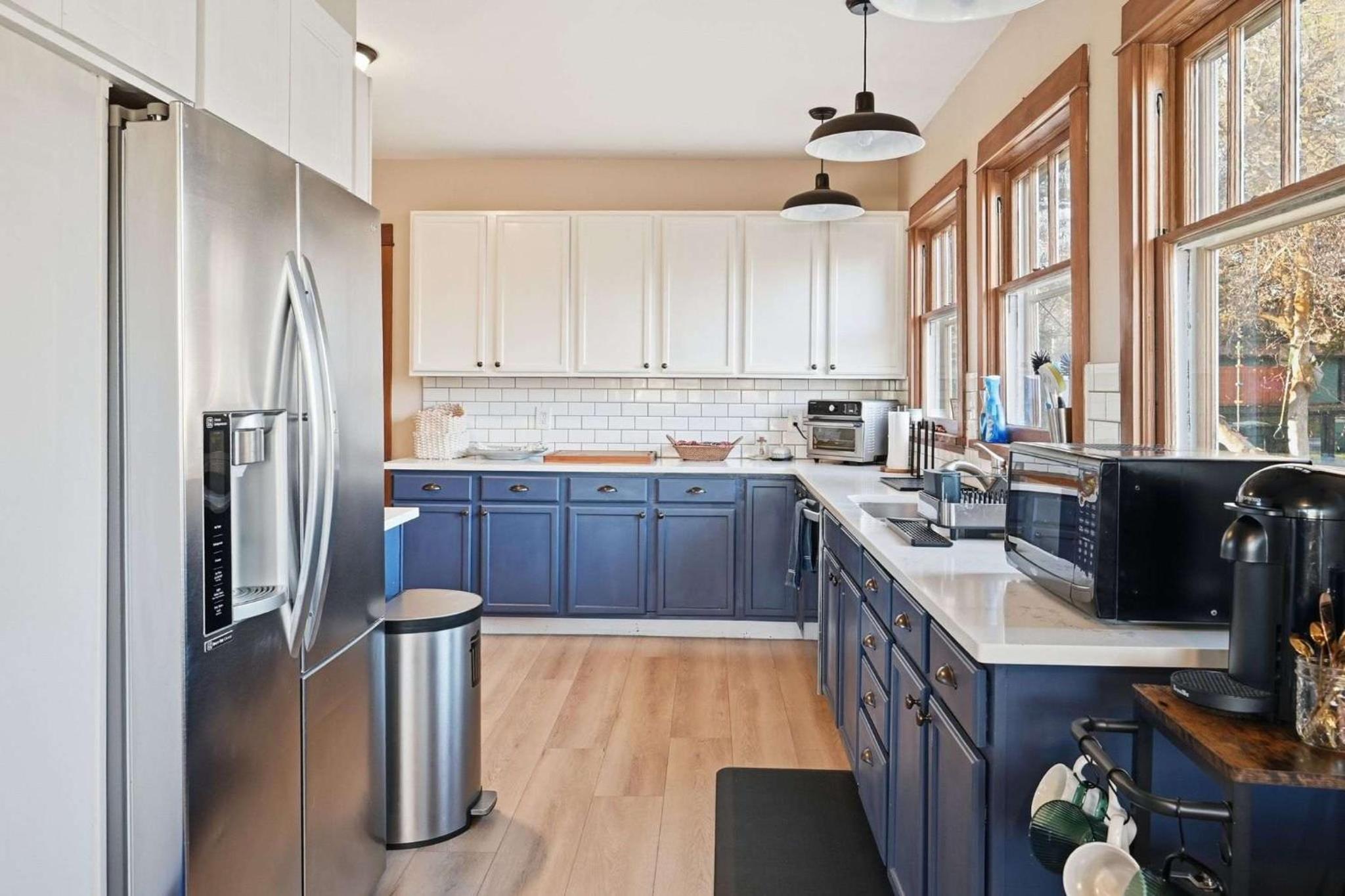 Historic Yakima Home 4BR Office Backyard Oasis