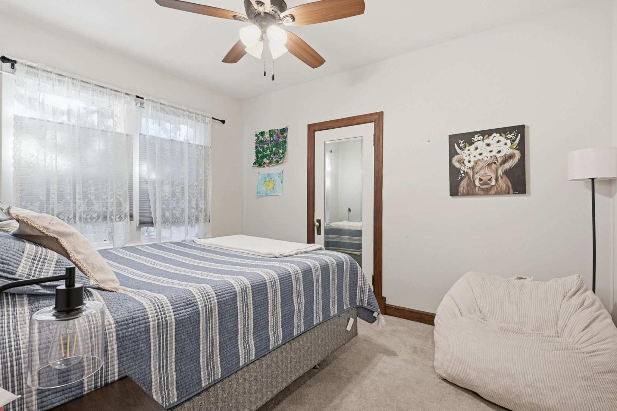 Historic Yakima Home 4BR Office Backyard Oasis