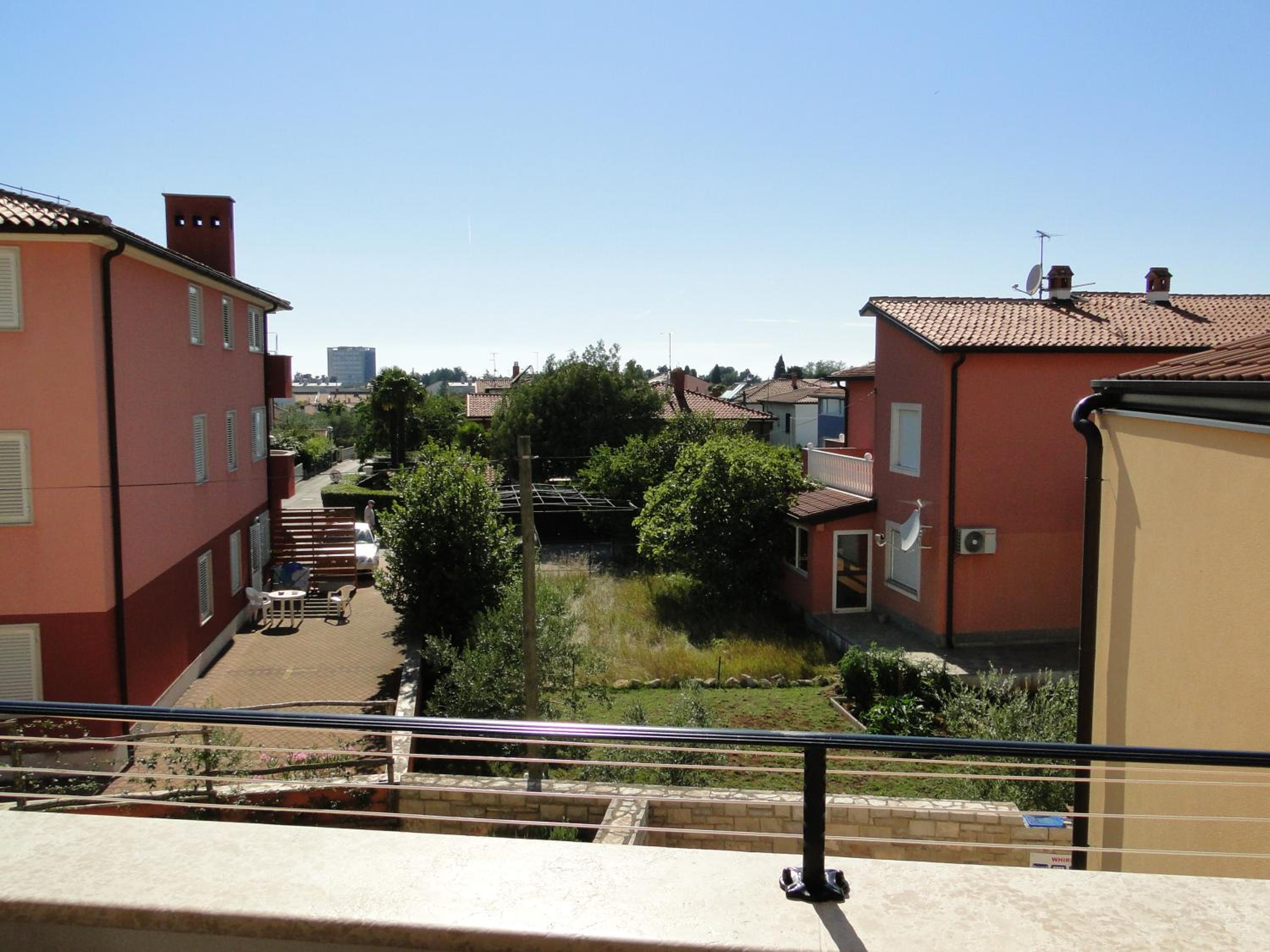 Photo 46