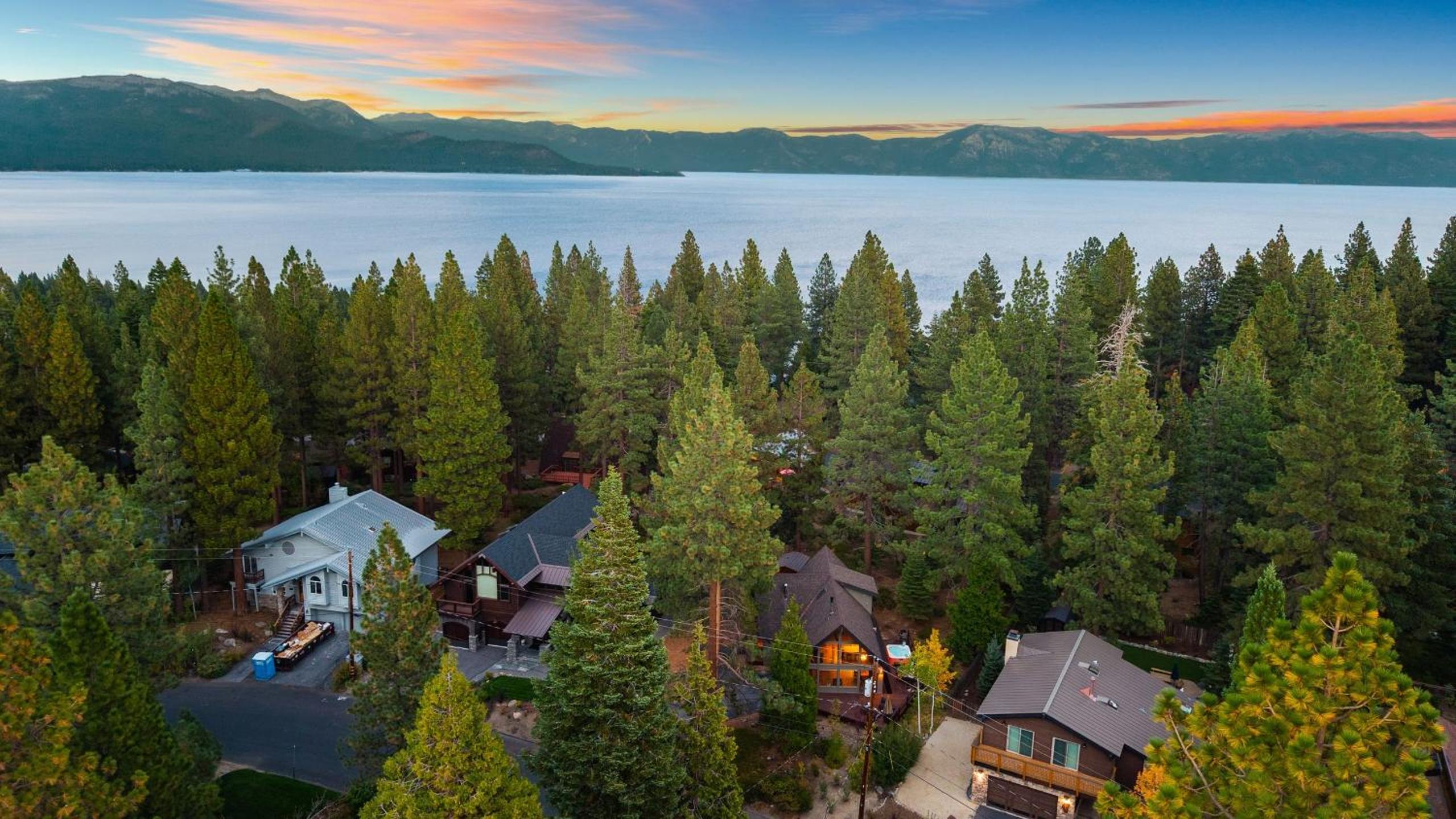 Classic A-Frame Cabin w Hot Tub Deck Easy Access Near Ski Lake Summit Haven by AvantStay