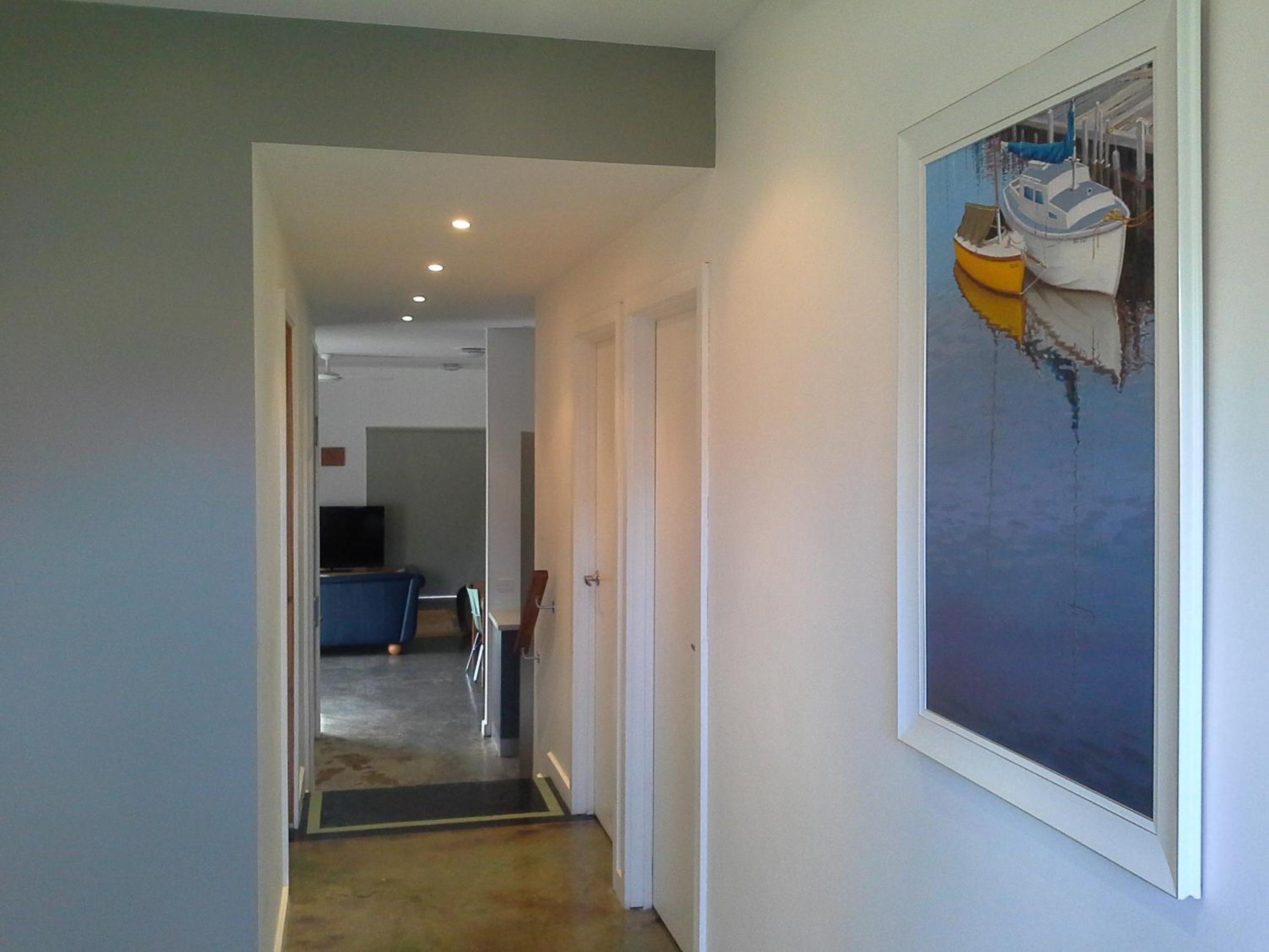Bay Breeze Beach Holiday Home