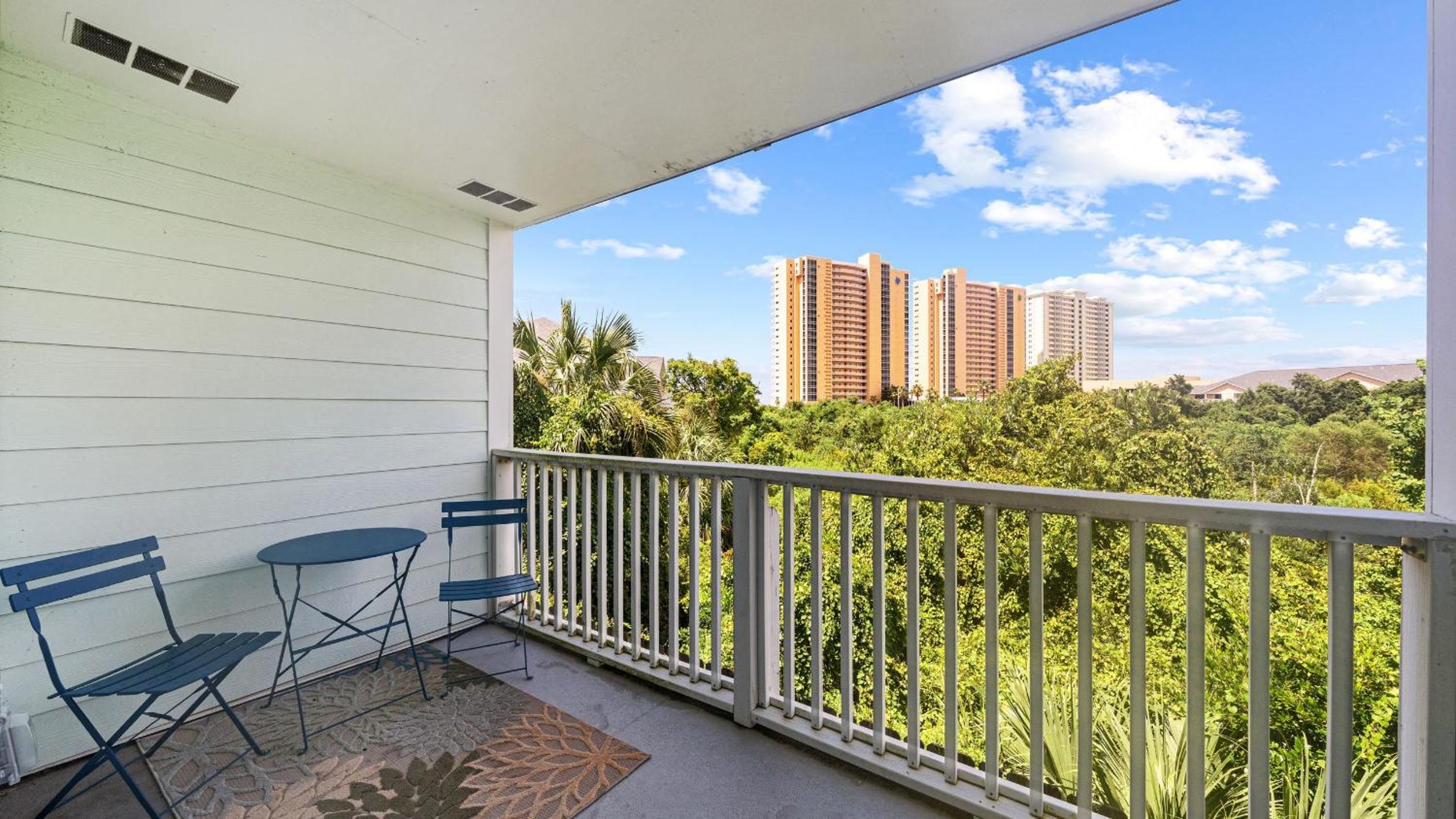 West End Coastal Escape Renovated 1BR Condo w Pool Beach Access 72