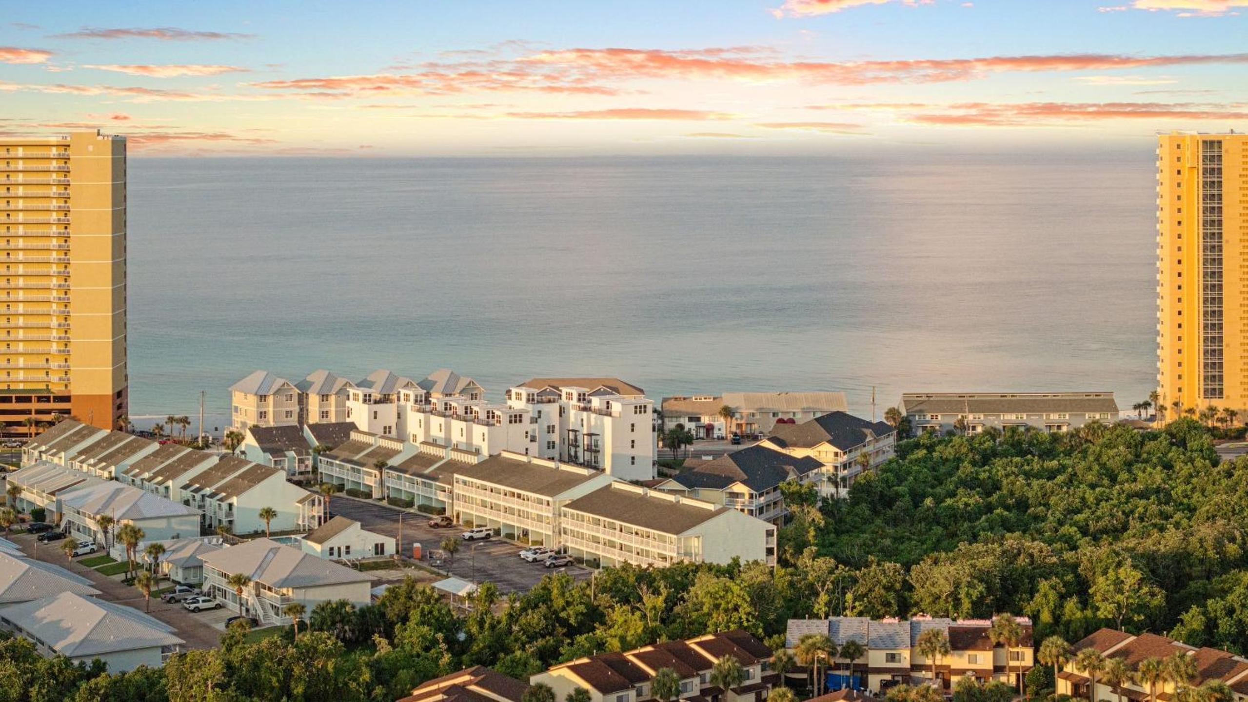 West End Coastal Escape Renovated 1BR Condo w Pool Beach Access 72