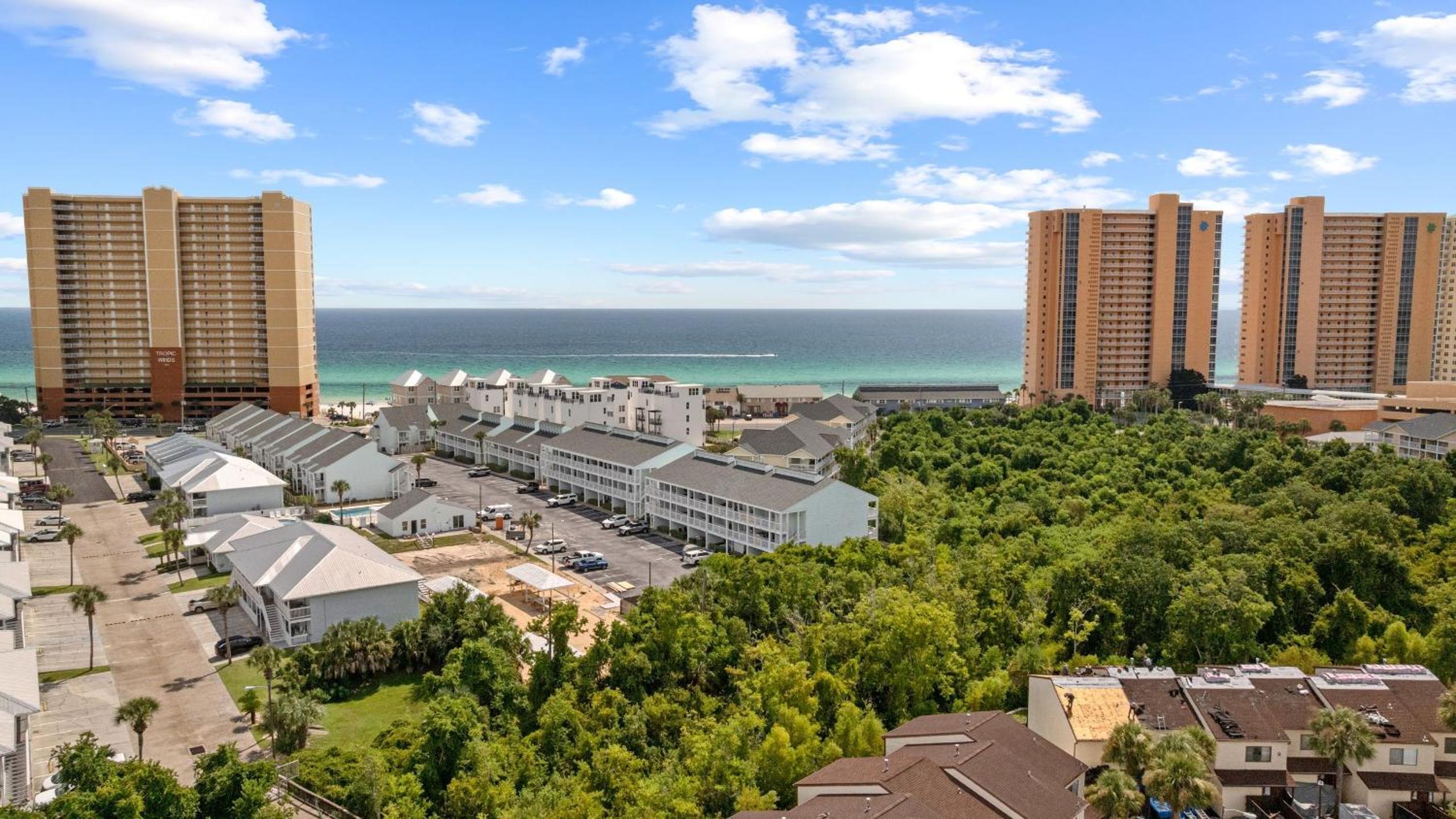 West End Coastal Escape Renovated 1BR Condo w Pool Beach Access 72
