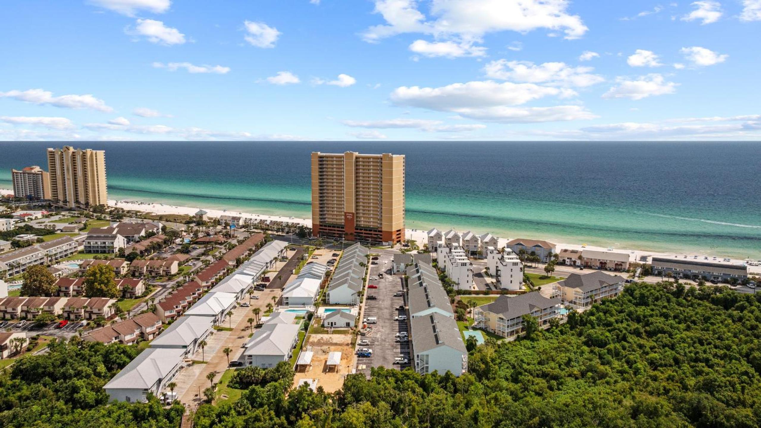 West End Coastal Escape Renovated 1BR Condo w Pool Beach Access 72