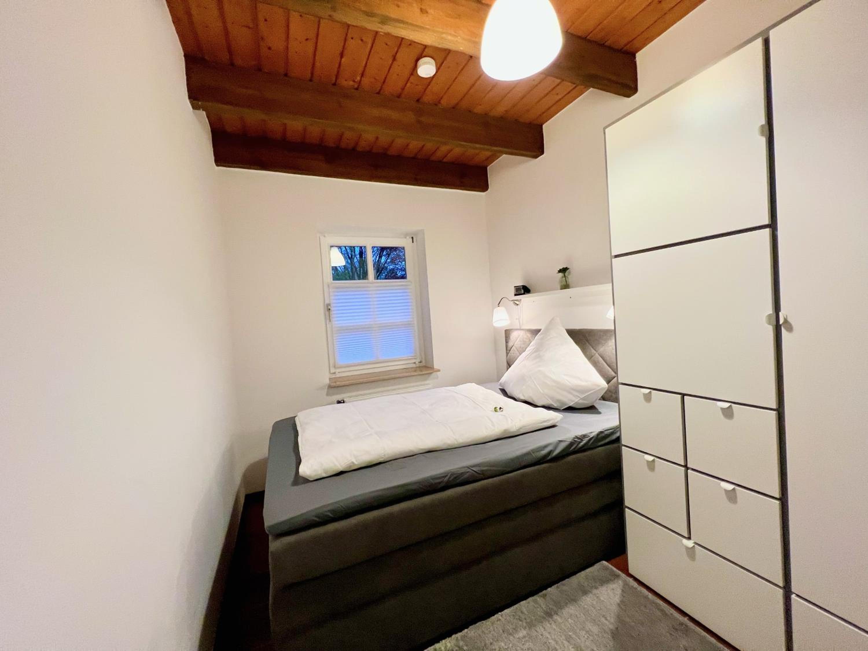 2 Zimmer Business Wohnung mit Terrasse