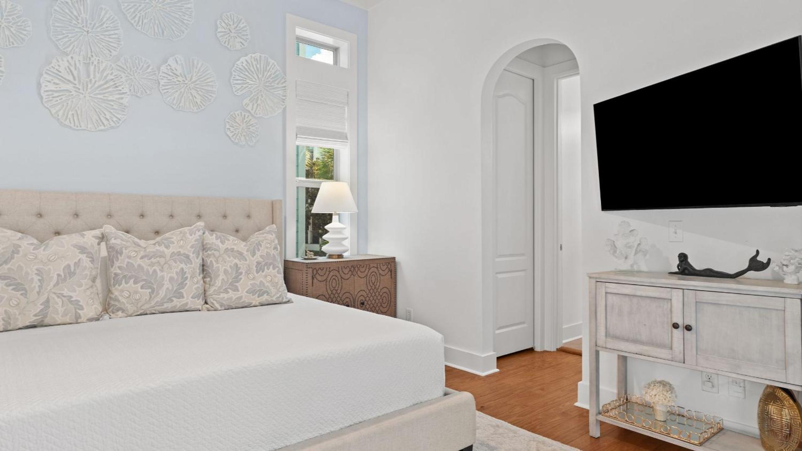 3 Ensuite Bedrooms Porches BBQ Near Inlet Beach 30A Ciel Bleu by Avantstay